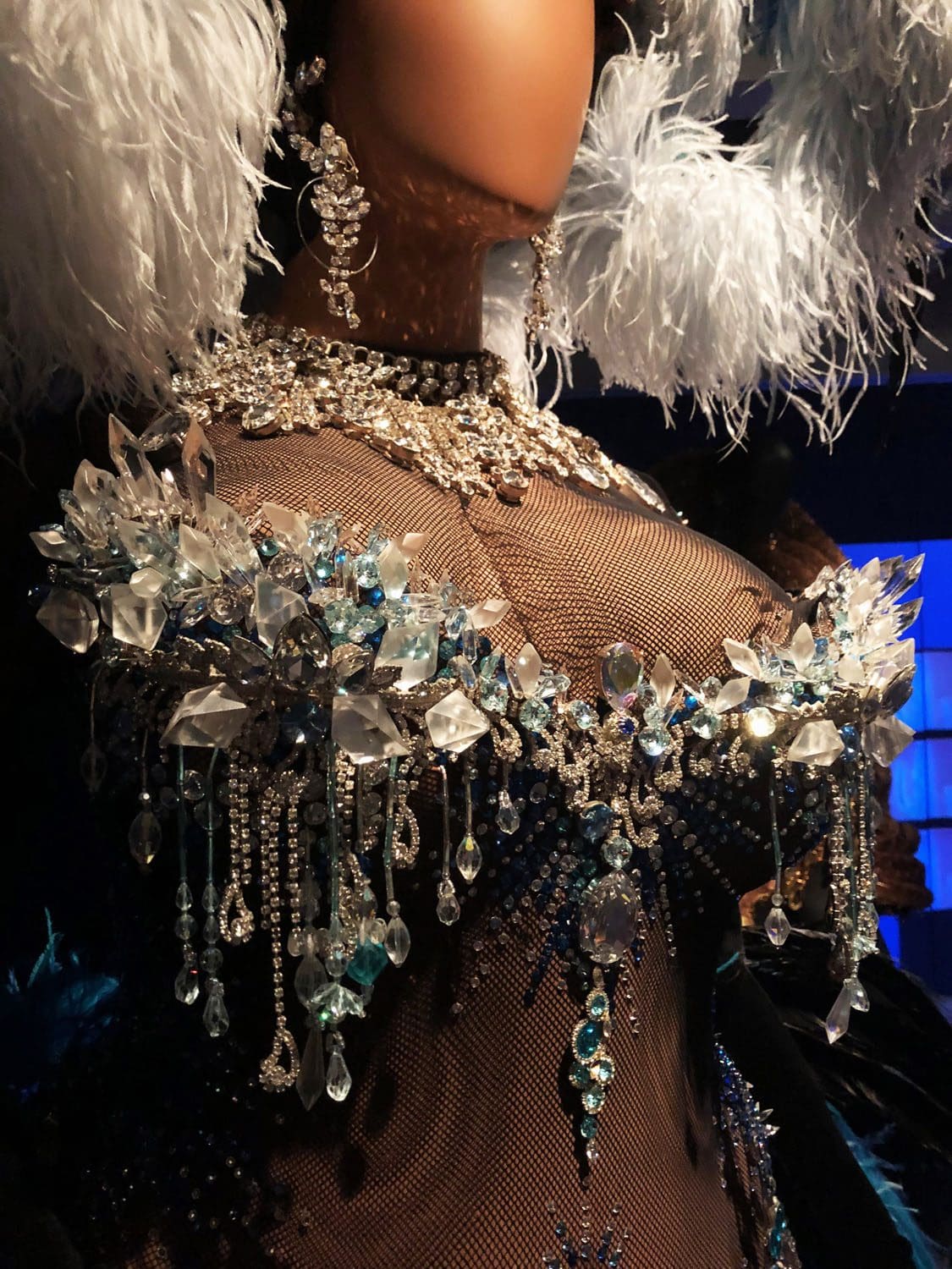 Thierry Mugler Couturissime – expo à Paris par RUNWAY MAGAZINE