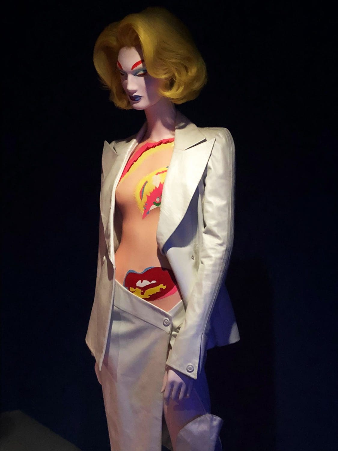 Thierry Mugler Couturissime – expo à Paris par RUNWAY MAGAZINE