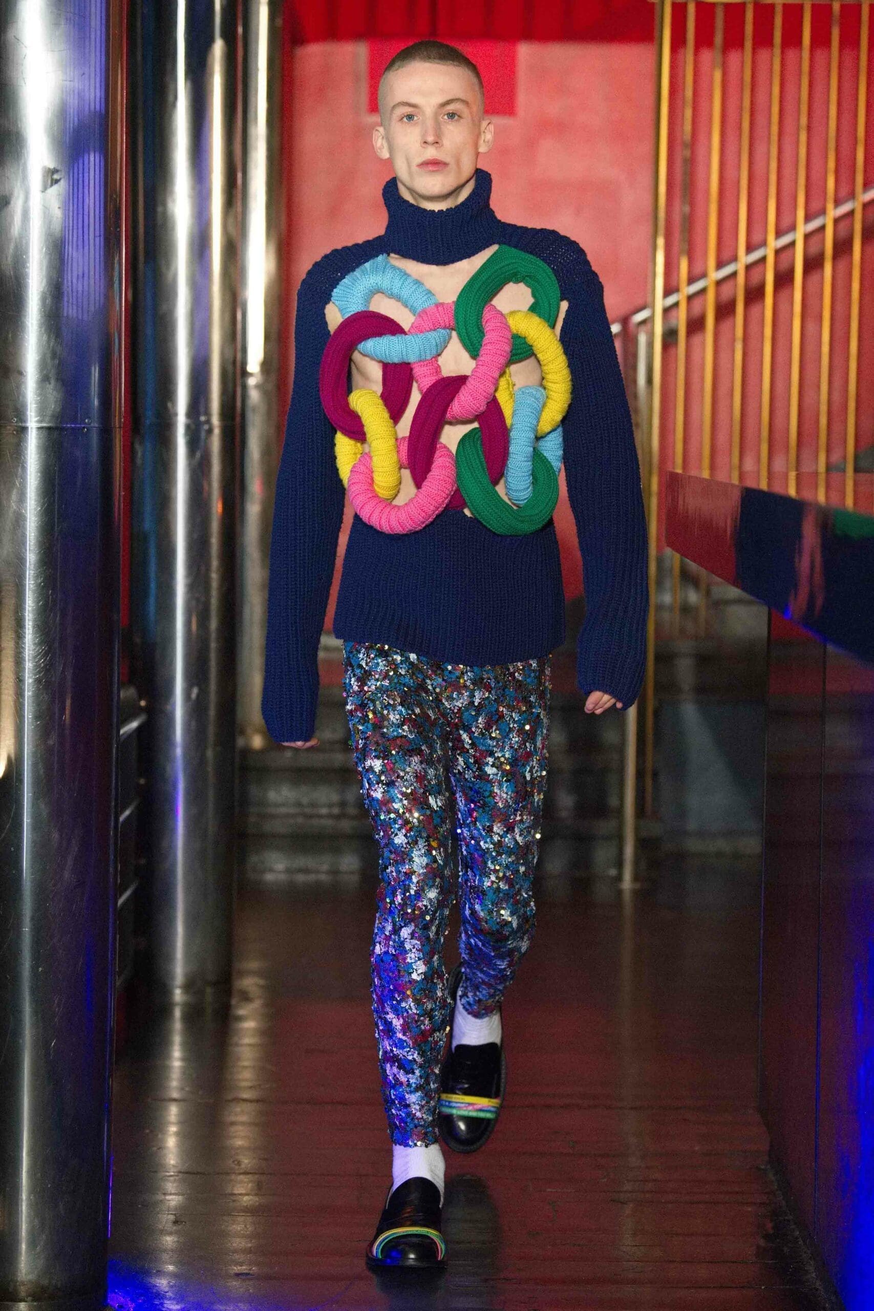 JW Anderson Fall Winter 2022-2023 by RUNWAY MAGAZINE