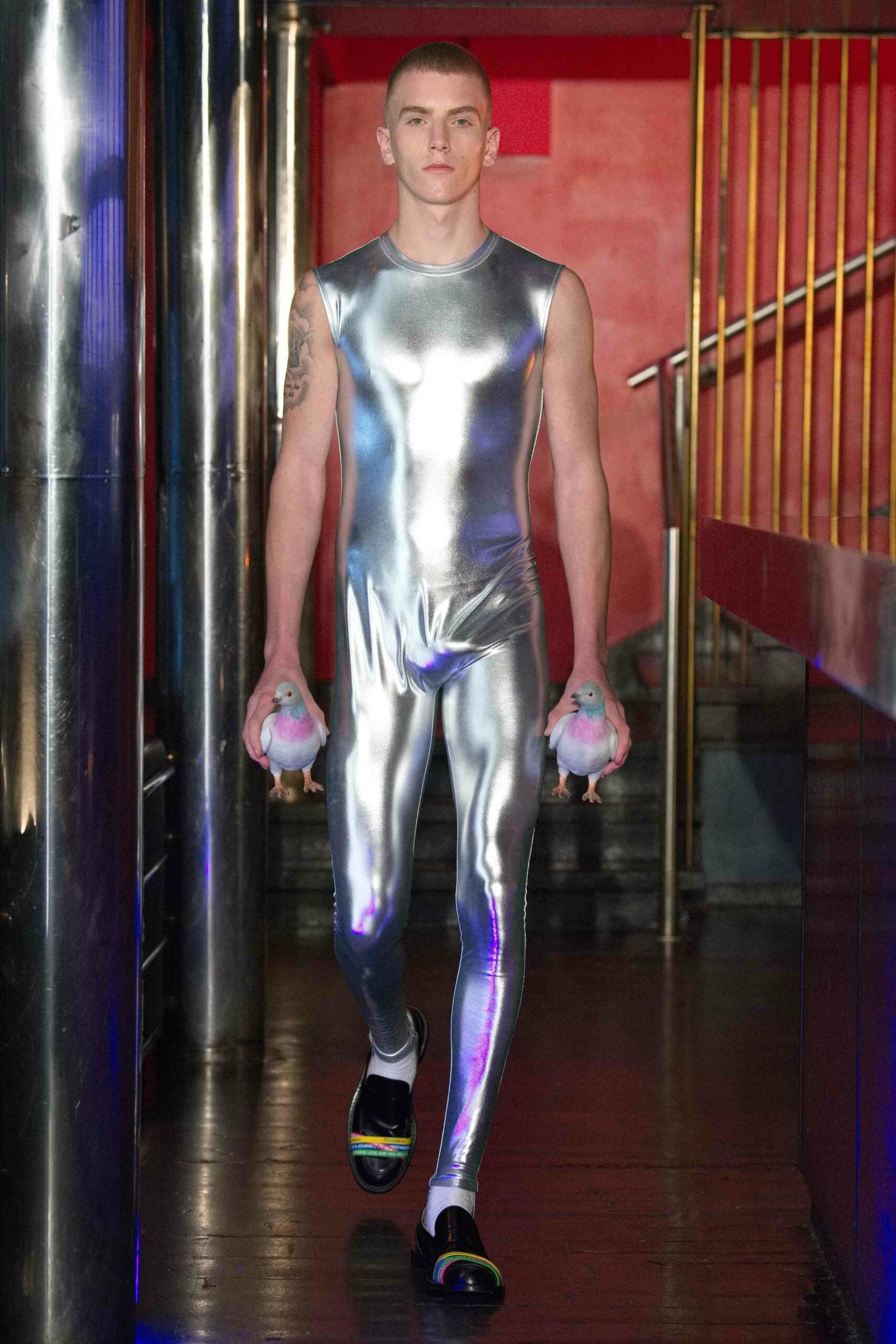 JW Anderson Fall Winter 2022-2023 by RUNWAY MAGAZINE