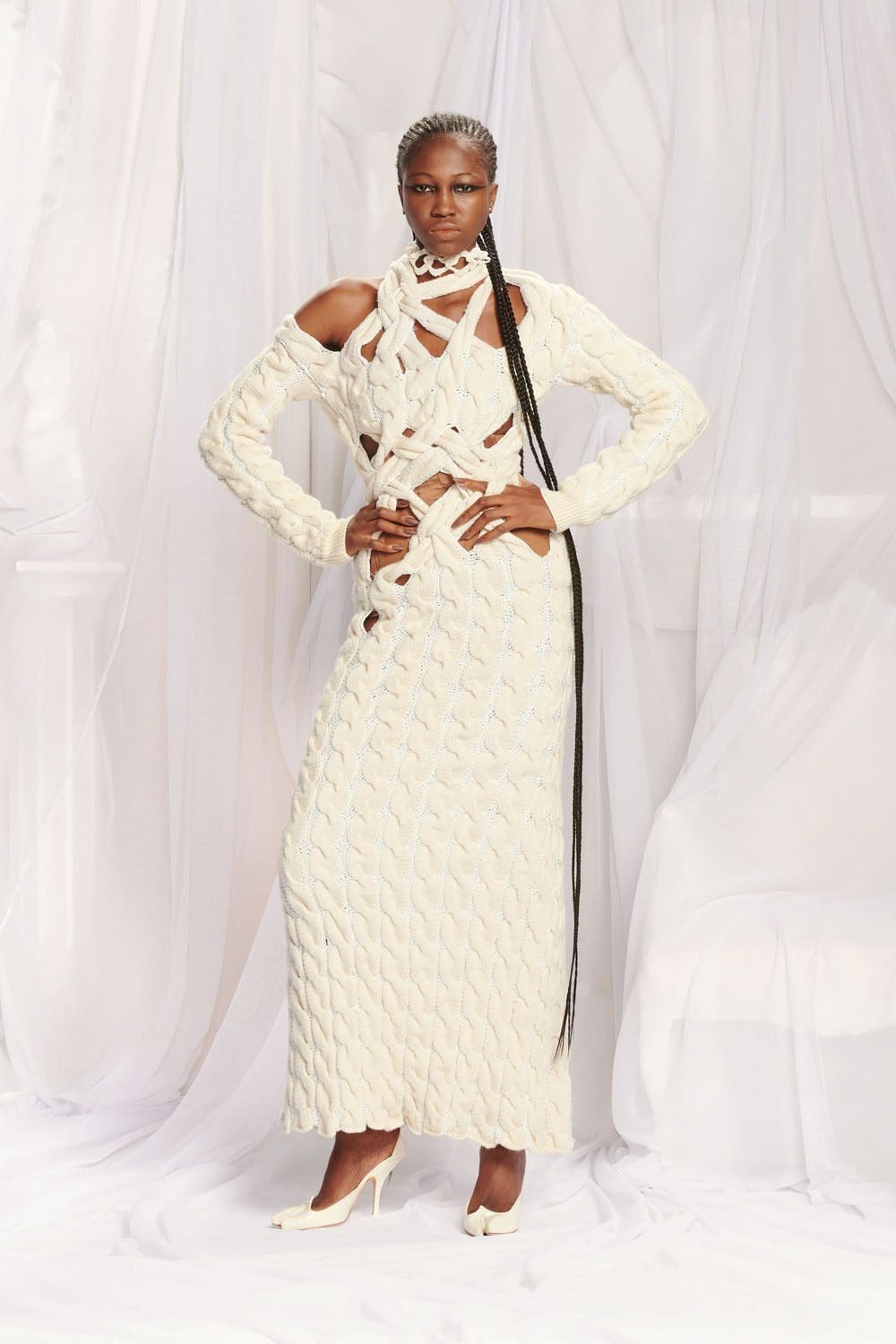 Jean Paul Gaultier Couture Printemps Été 2022 par RUNWAY MAGAZINE