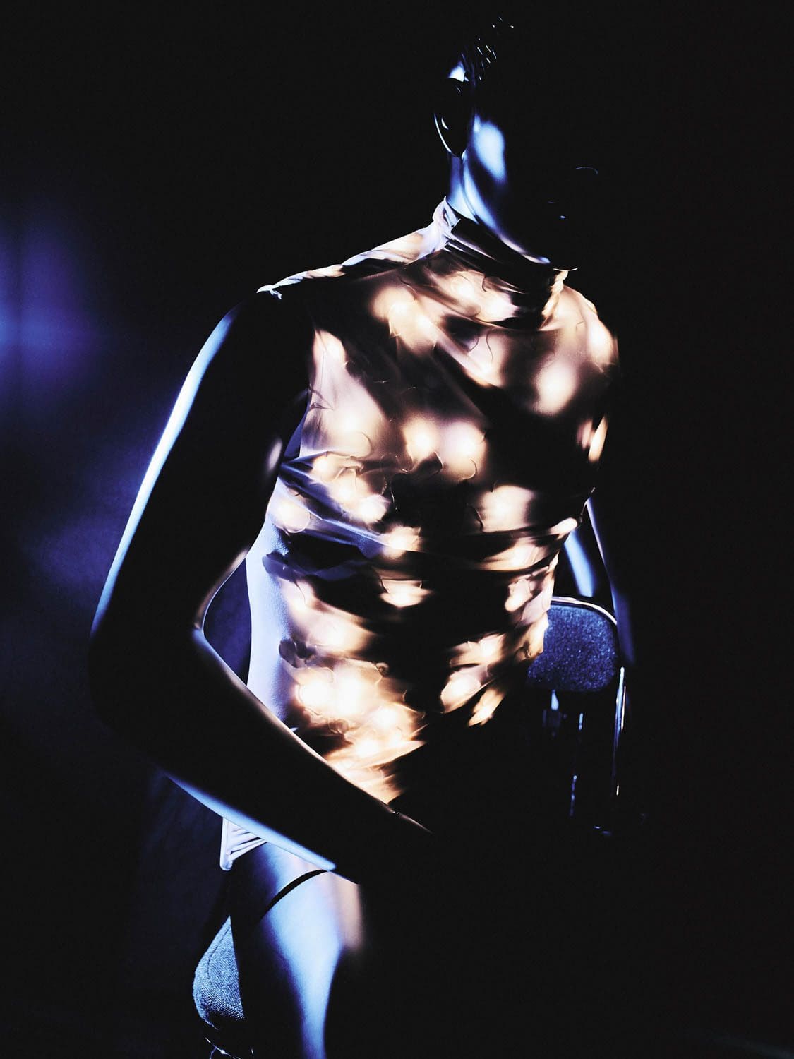 Loewe outono inverno 2022-2023 Mostrar fotos de RUNWAY MAGAZINE