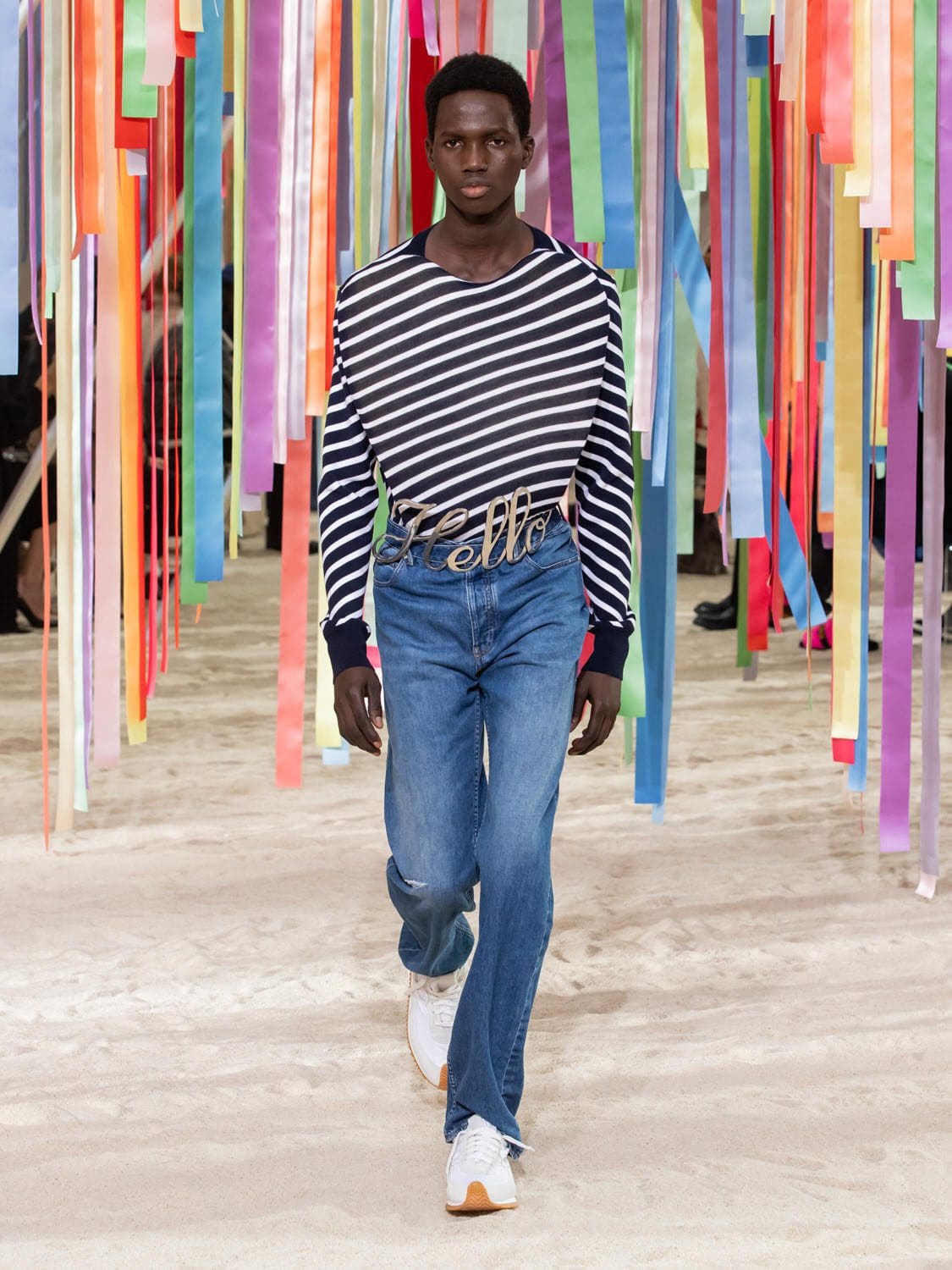 Loewe outono inverno 2022-2023 by RUNWAY MAGAZINE