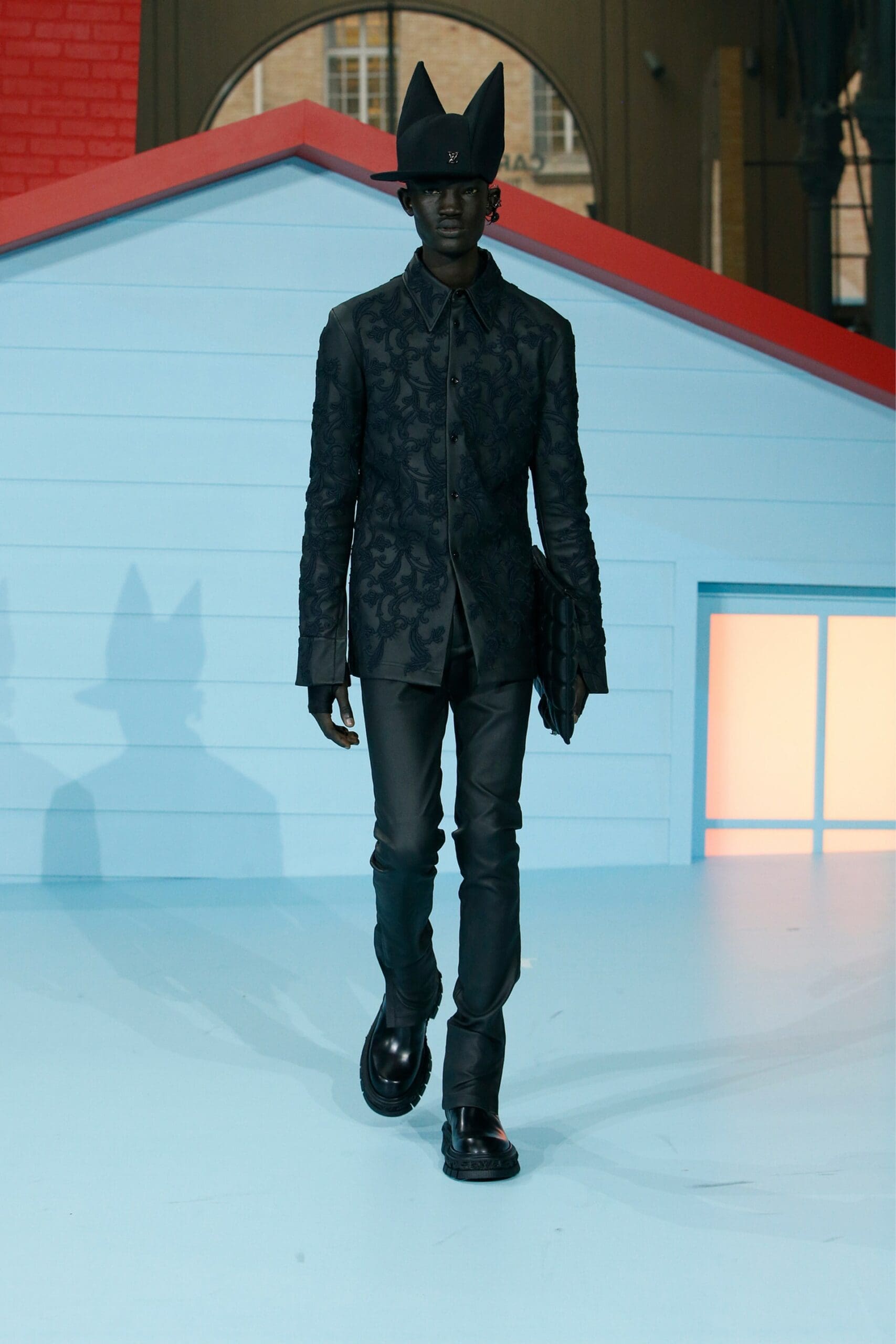 Louis Vuitton outono inverno 2022-2023 Virgil Abloh por RUNWAY MAGAZINE