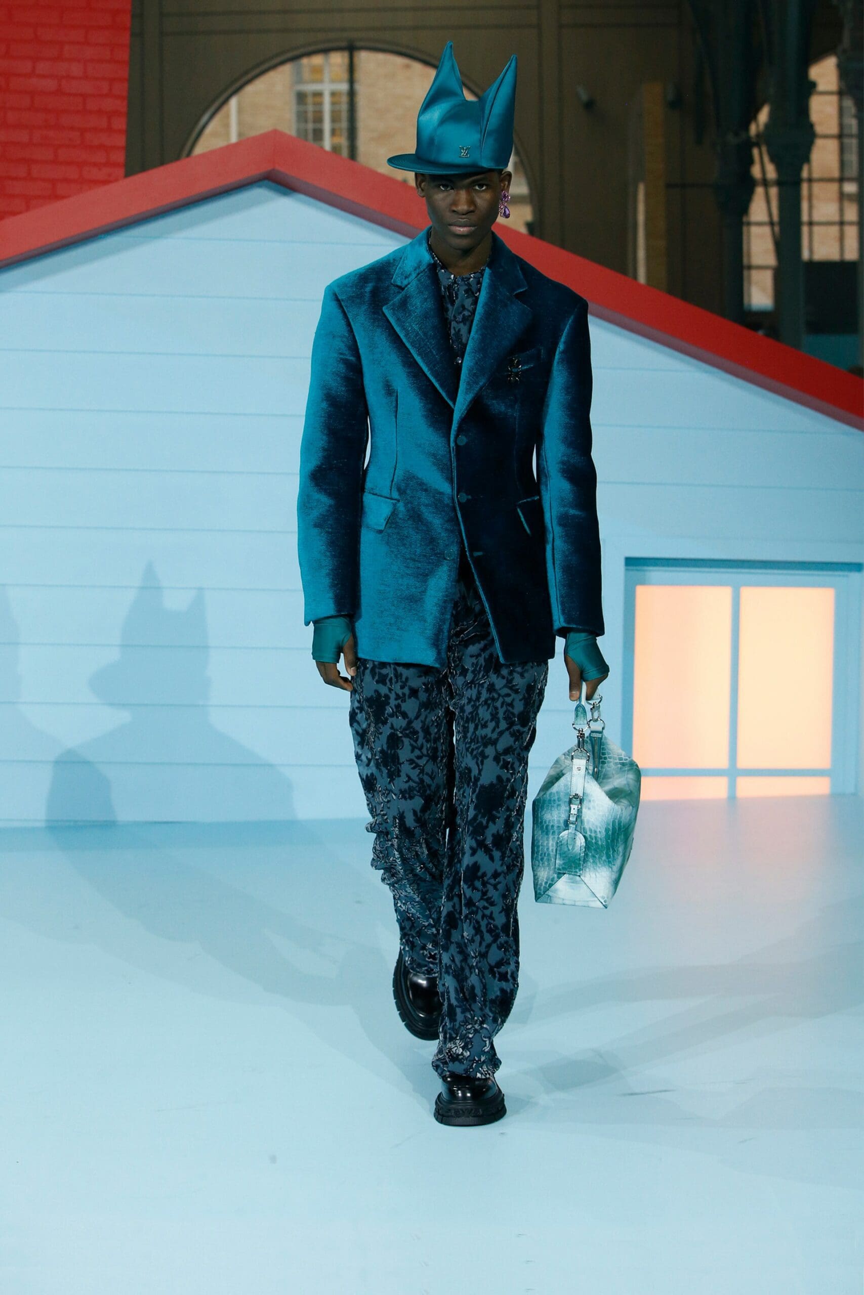 Louis Vuitton outono inverno 2022-2023 Virgil Abloh por RUNWAY MAGAZINE