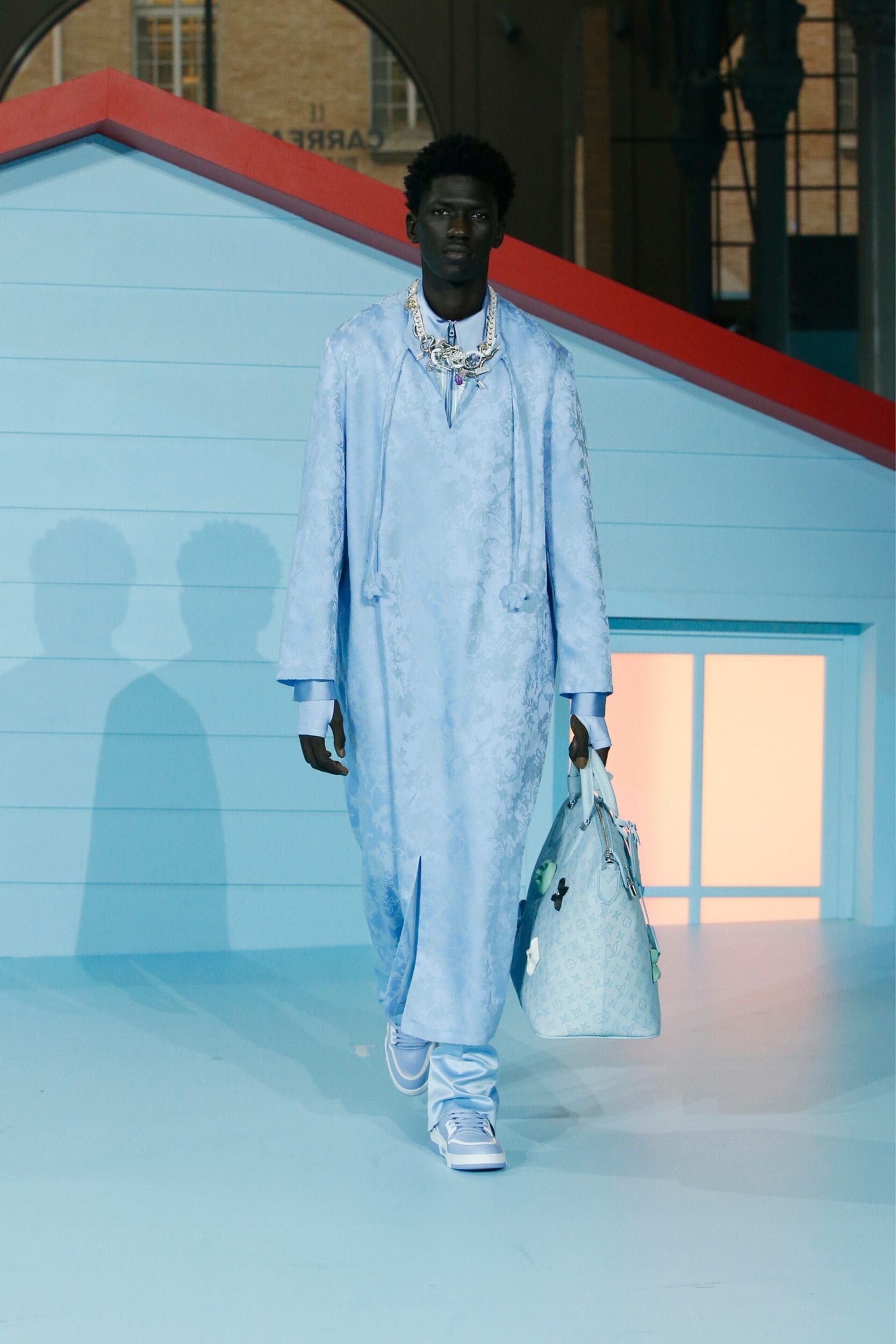 Louis Vuitton Fall Winter 2022-2023 Virgil Abloh by RUNWAY MAGAZINE