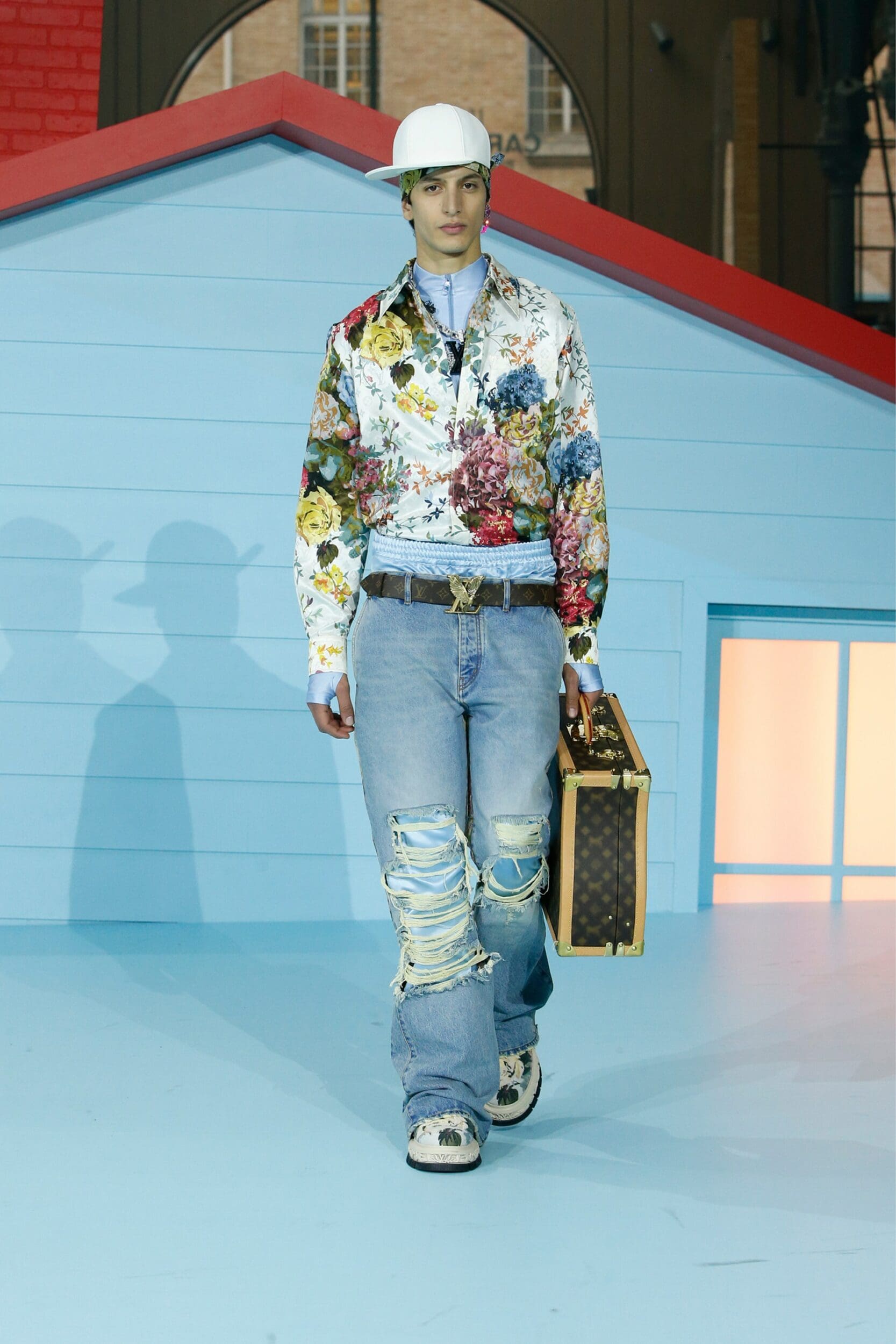 Louis Vuitton Fall Winter 2022-2023 Virgil Abloh by RUNWAY MAGAZINE
