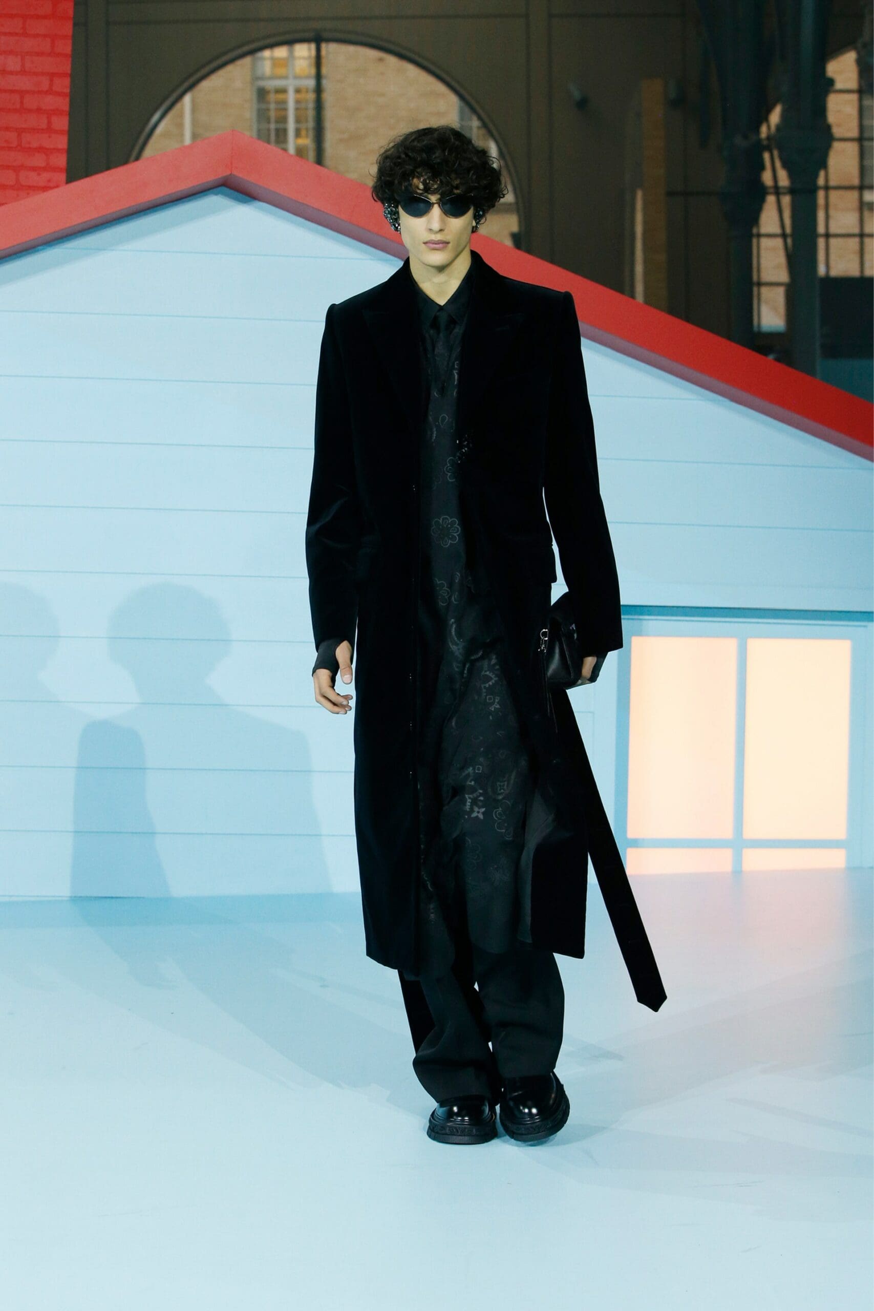 Louis Vuitton outono inverno 2022-2023 Virgil Abloh por RUNWAY MAGAZINE