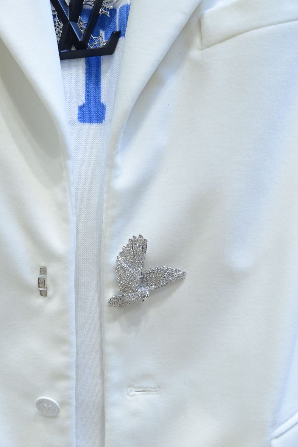 Louis Vuitton Automne Hiver 2022-2023 accessoires par RUNWAY MAGAZINE