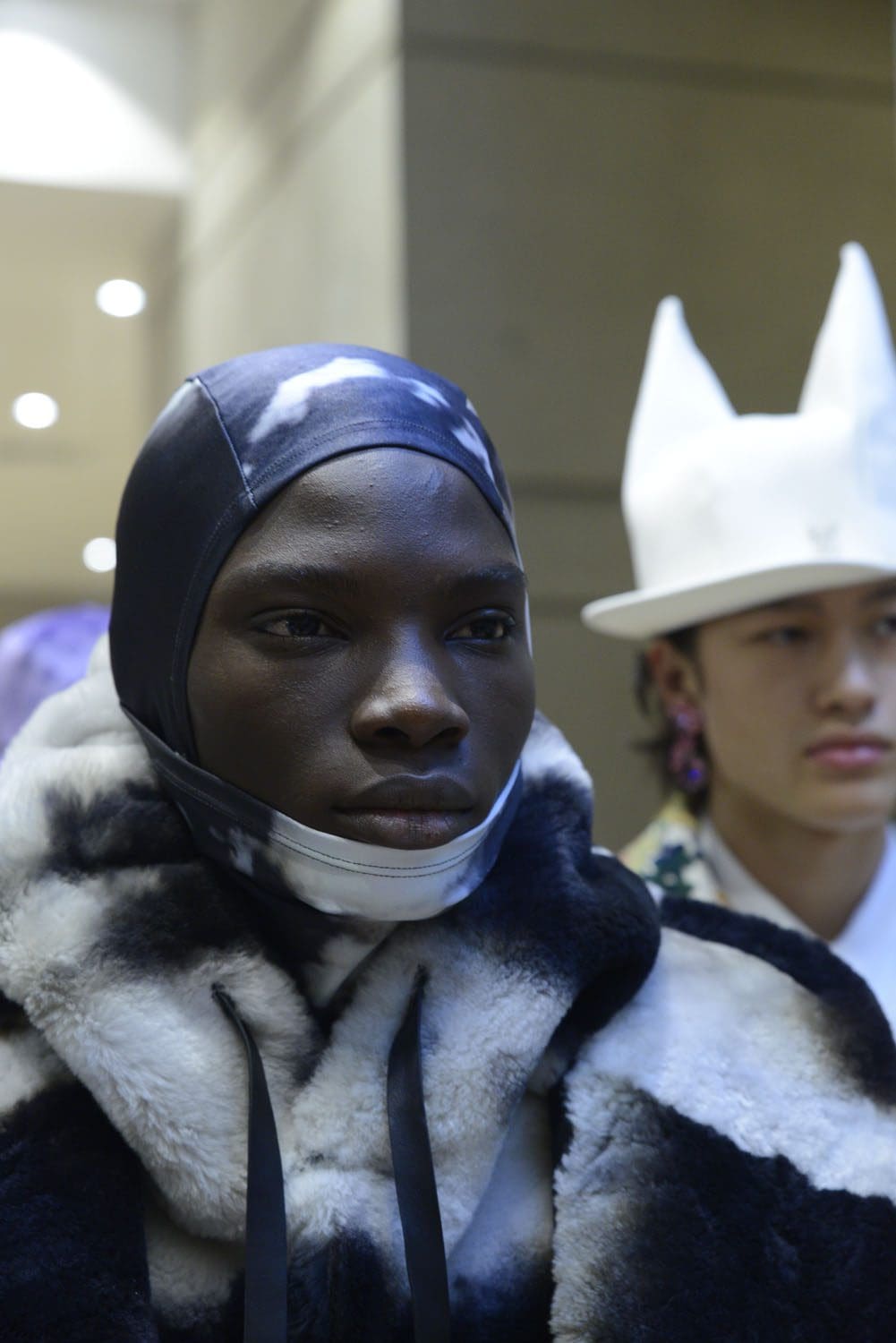Louis Vuitton Automne Hiver 2022-2023 accessoires par RUNWAY MAGAZINE