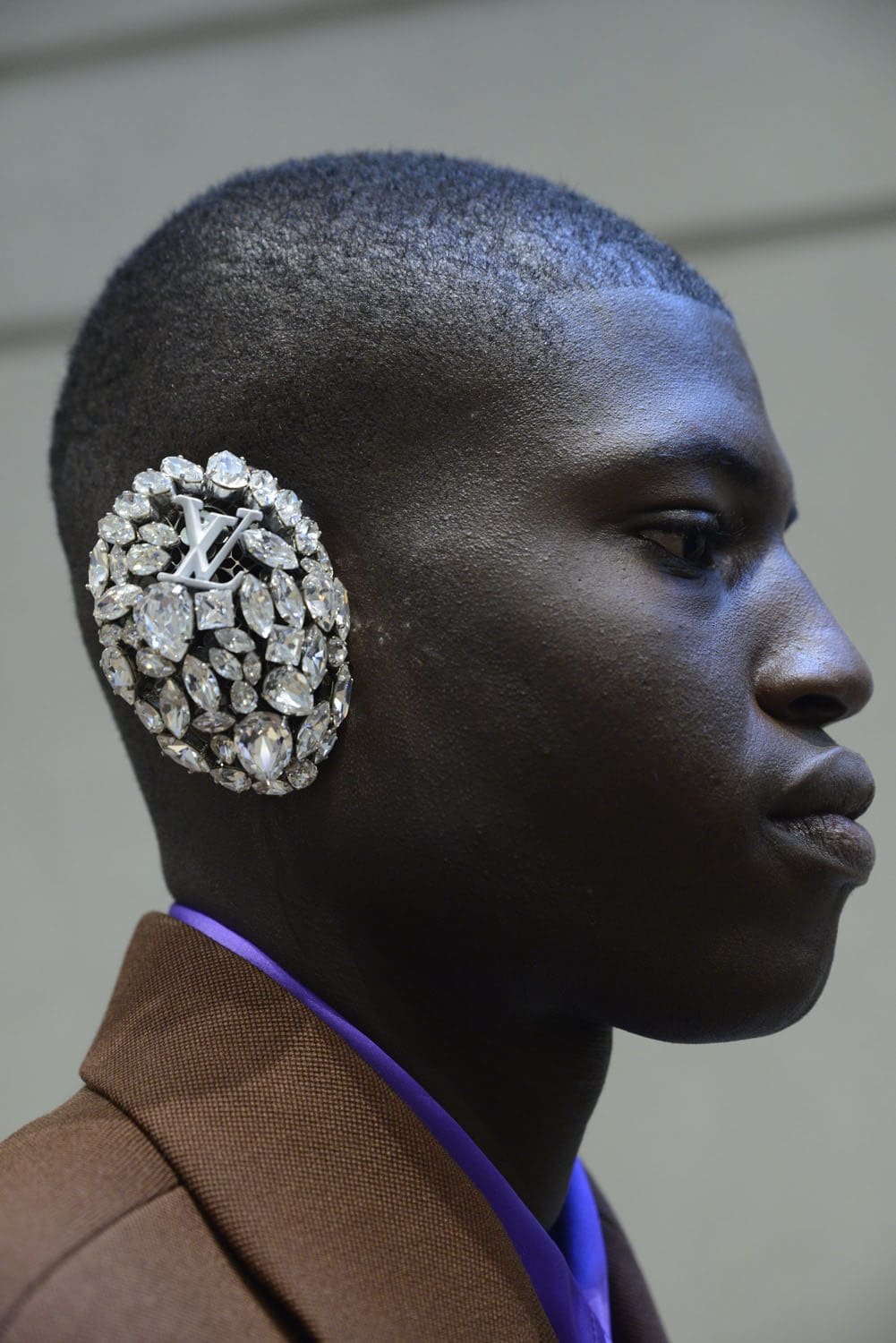 Louis Vuitton Automne Hiver 2022-2023 accessoires par RUNWAY MAGAZINE