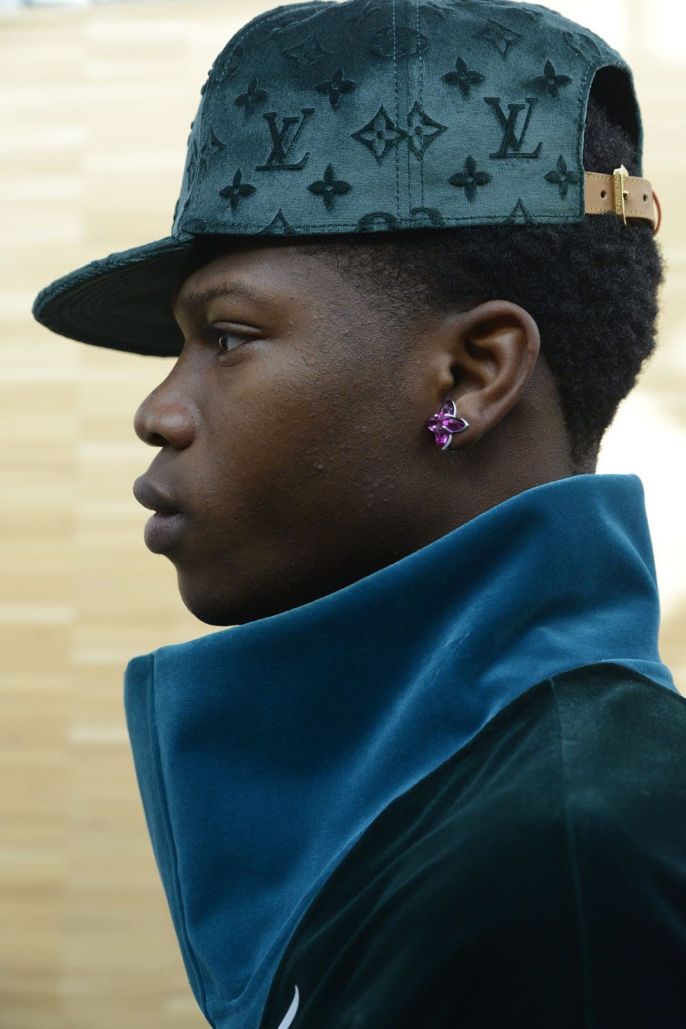 Louis Vuitton Automne Hiver 2022-2023 accessoires par RUNWAY MAGAZINE