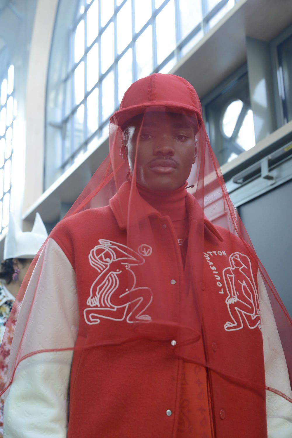 Louis Vuitton Automne Hiver 2022-2023 accessoires par RUNWAY MAGAZINE