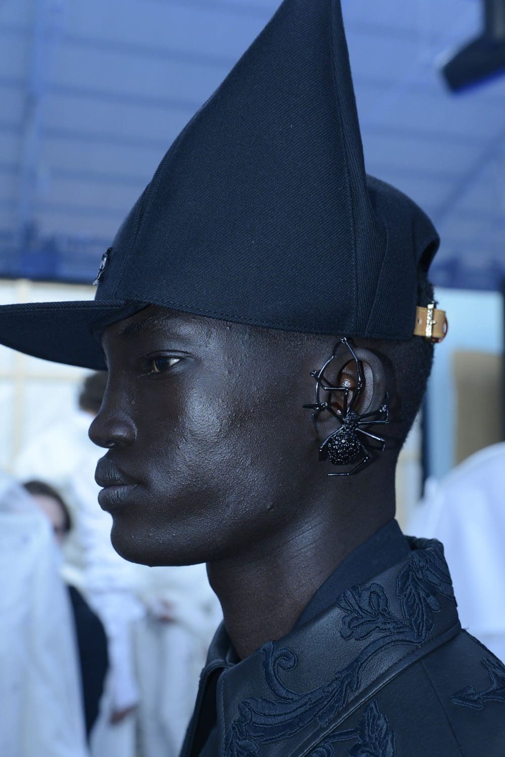 Louis Vuitton Automne Hiver 2022-2023 accessoires par RUNWAY MAGAZINE