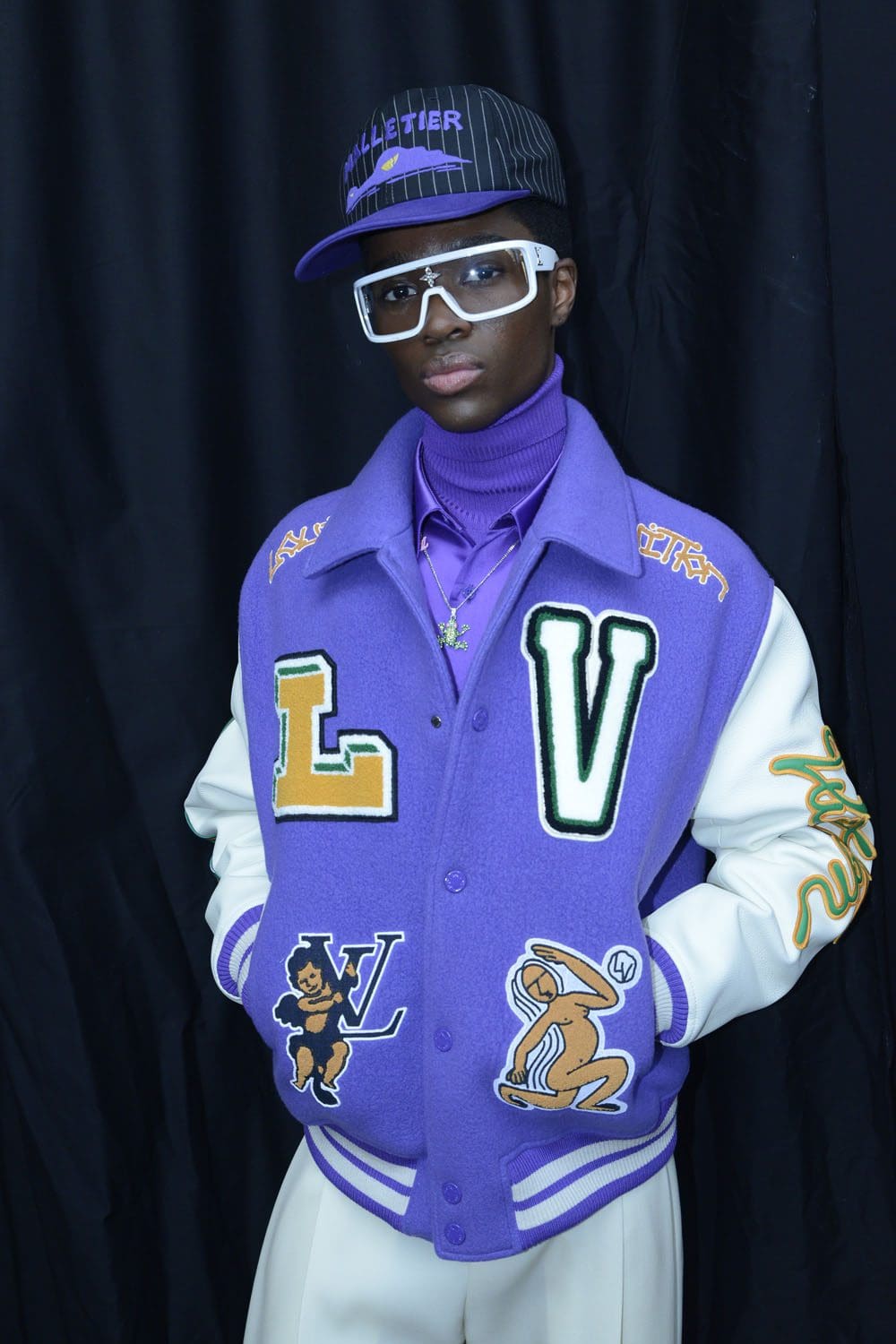 Louis Vuitton Automne Hiver 2022-2023 accessoires par RUNWAY MAGAZINE