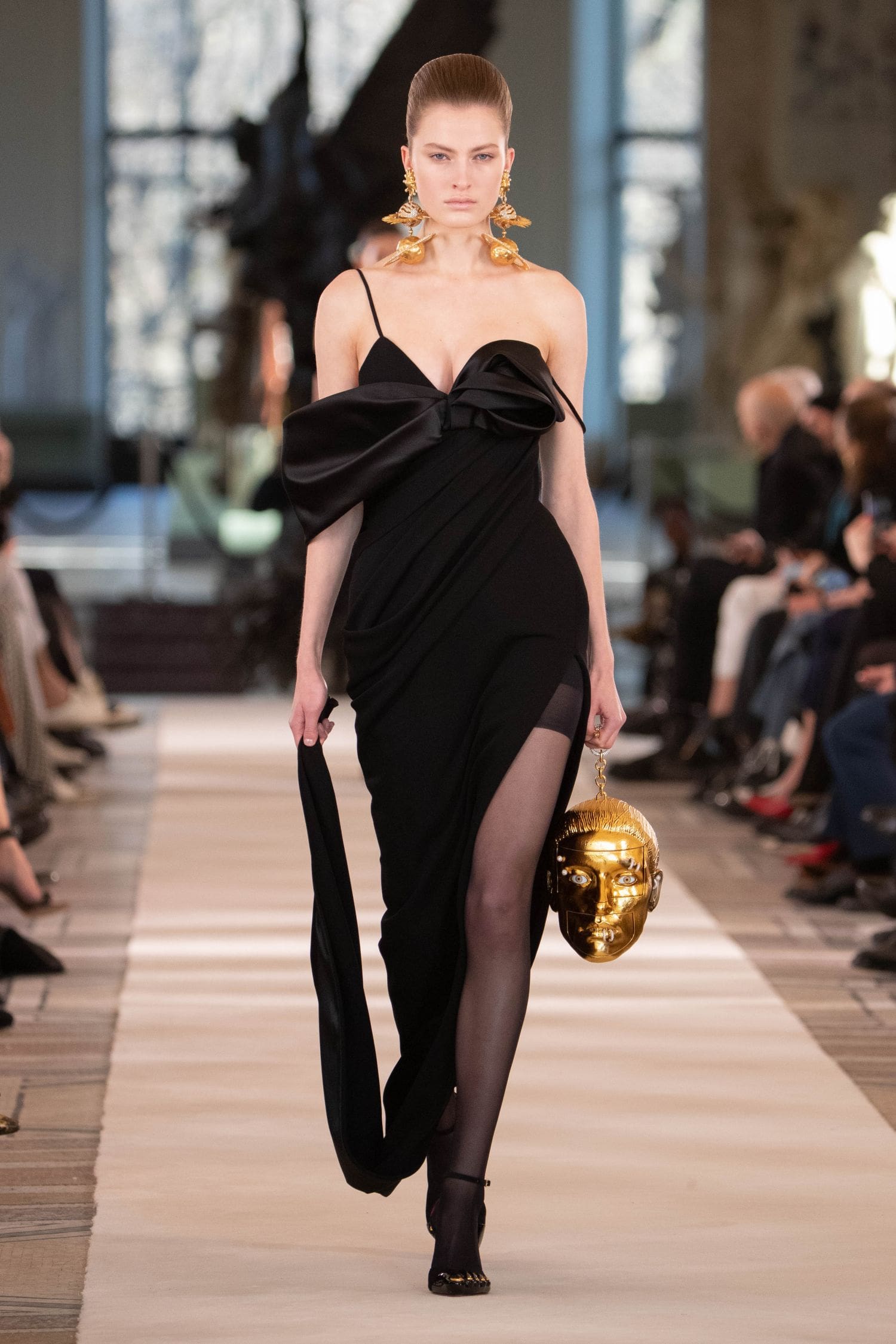 Schiaparelli Haute Couture Spring Summer 2022 by RUNWAY MAGAZINE