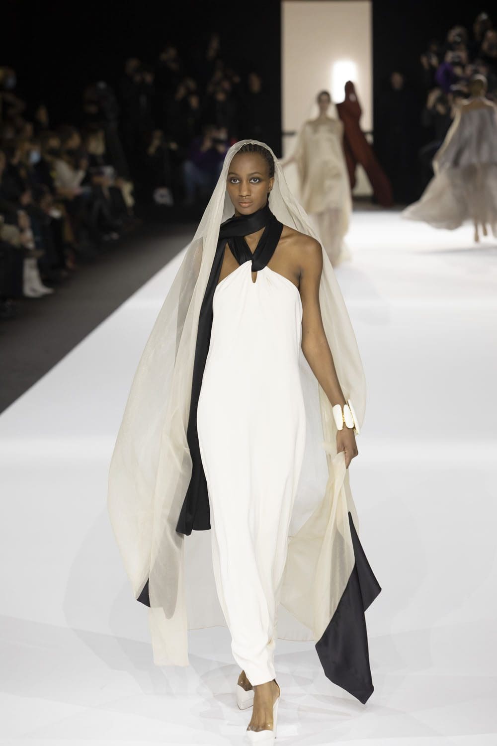 Stephane Rolland Haute Couture Spring Summer 2022 by RUNWAY MAGAZINE