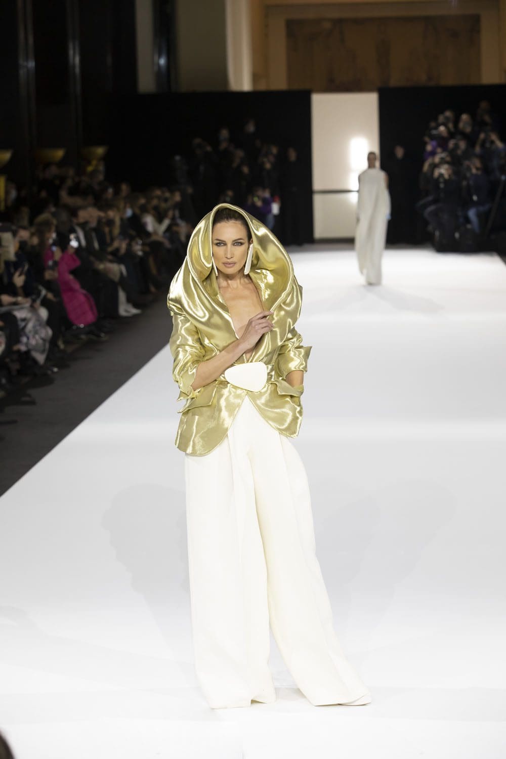 Stephane Rolland Haute Couture Spring Summer 2022 by RUNWAY MAGAZINE
