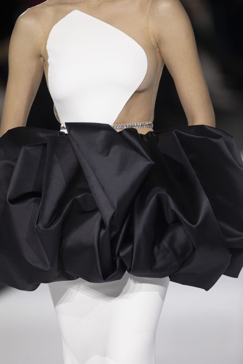 Stephane Rolland Haute Couture Spring Summer 2022 by RUNWAY MAGAZINE
