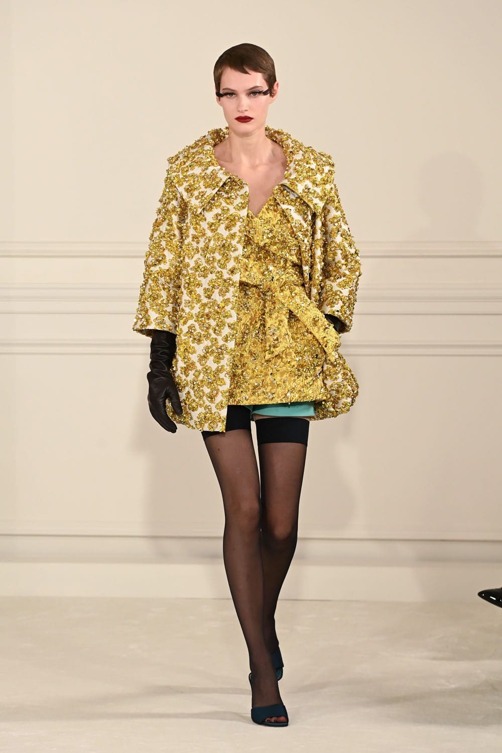 Valentino Haute Couture Spring Summer 2022 by RUNWAY MAGAZINE