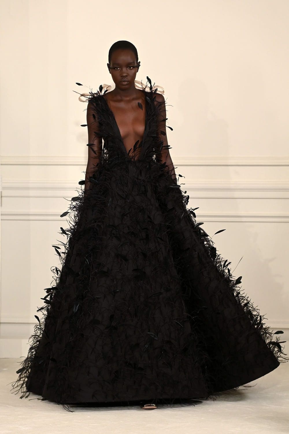 Valentino Haute Couture Spring Summer 2022 by RUNWAY MAGAZINE