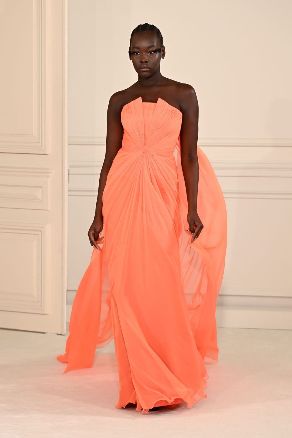 Valentino Haute Couture Spring Summer 2022 by RUNWAY MAGAZINE