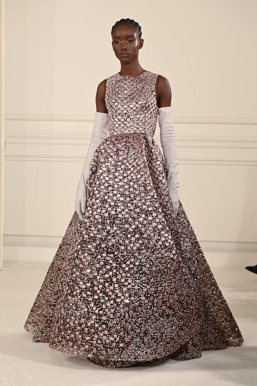 Valentino Haute Couture Spring Summer 2022 by RUNWAY MAGAZINE