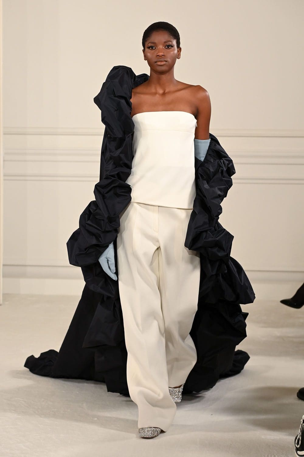 Valentino Haute Couture Spring Summer 2022 by RUNWAY MAGAZINE