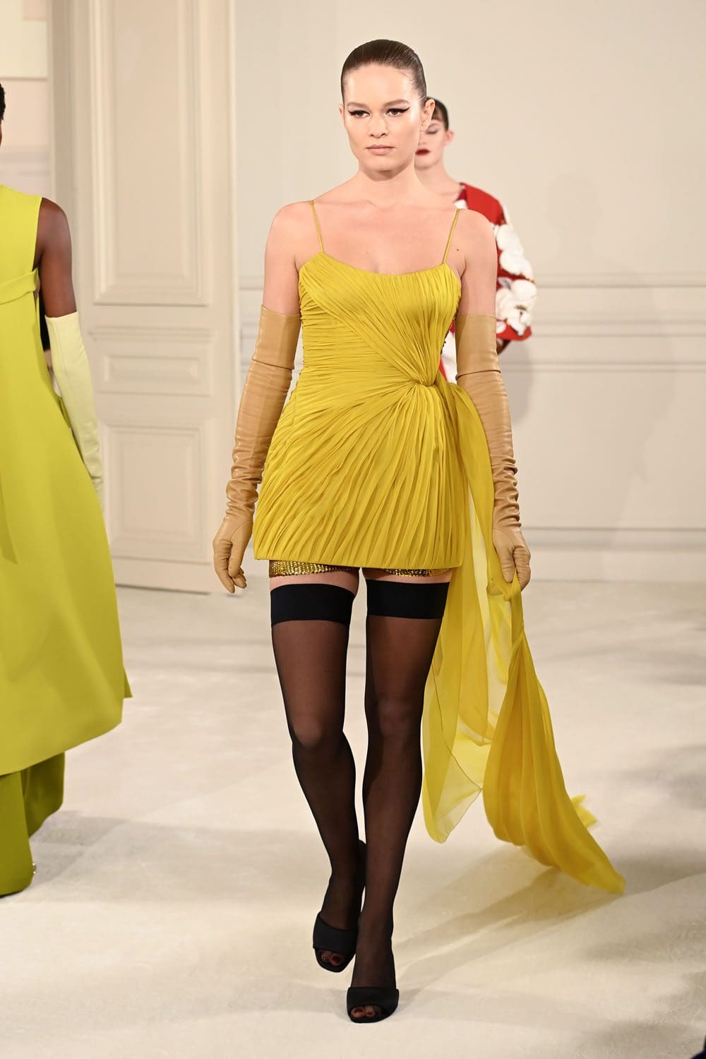Valentino Haute Couture Spring Summer 2022 by RUNWAY MAGAZINE