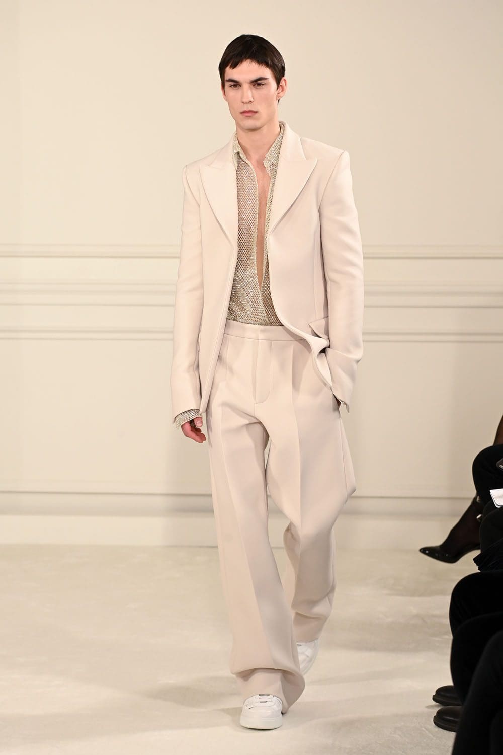 Valentino Haute Couture Spring Summer 2022 by RUNWAY MAGAZINE