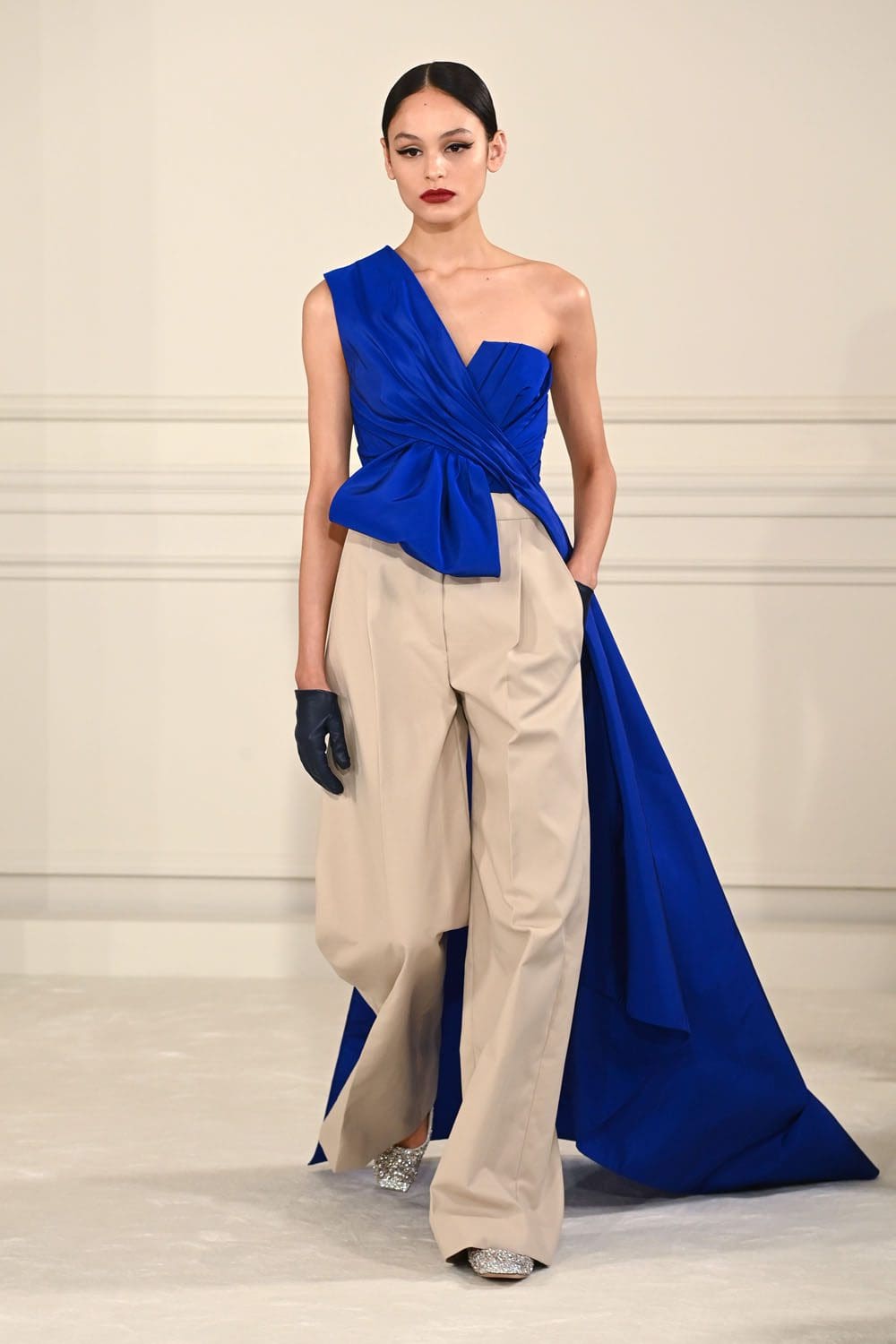 Valentino Haute Couture Spring Summer 2022 by RUNWAY MAGAZINE