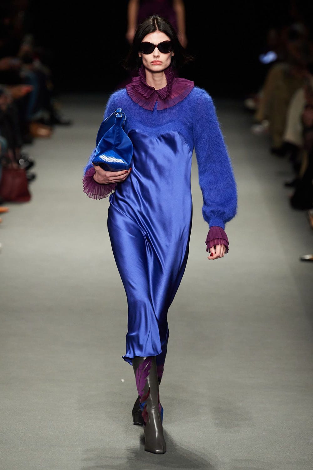 Alberta Ferretti Fall Winter 2022-2023 Milan Runway Magazine