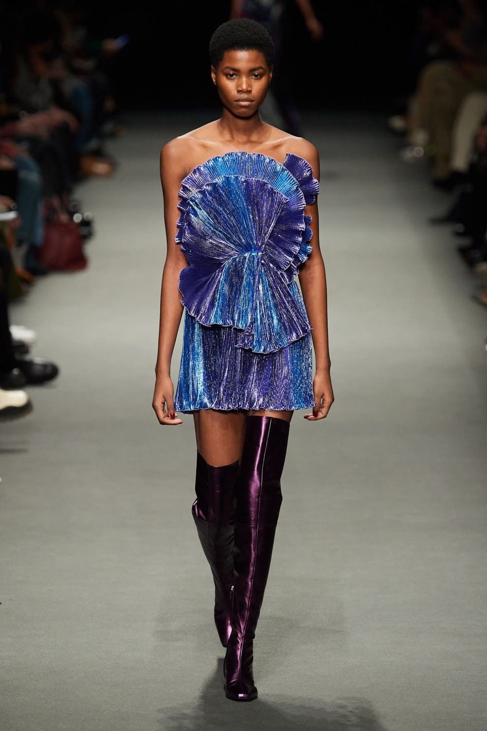 Alberta Ferretti Fall Winter 2022-2023 Milan Runway Magazine