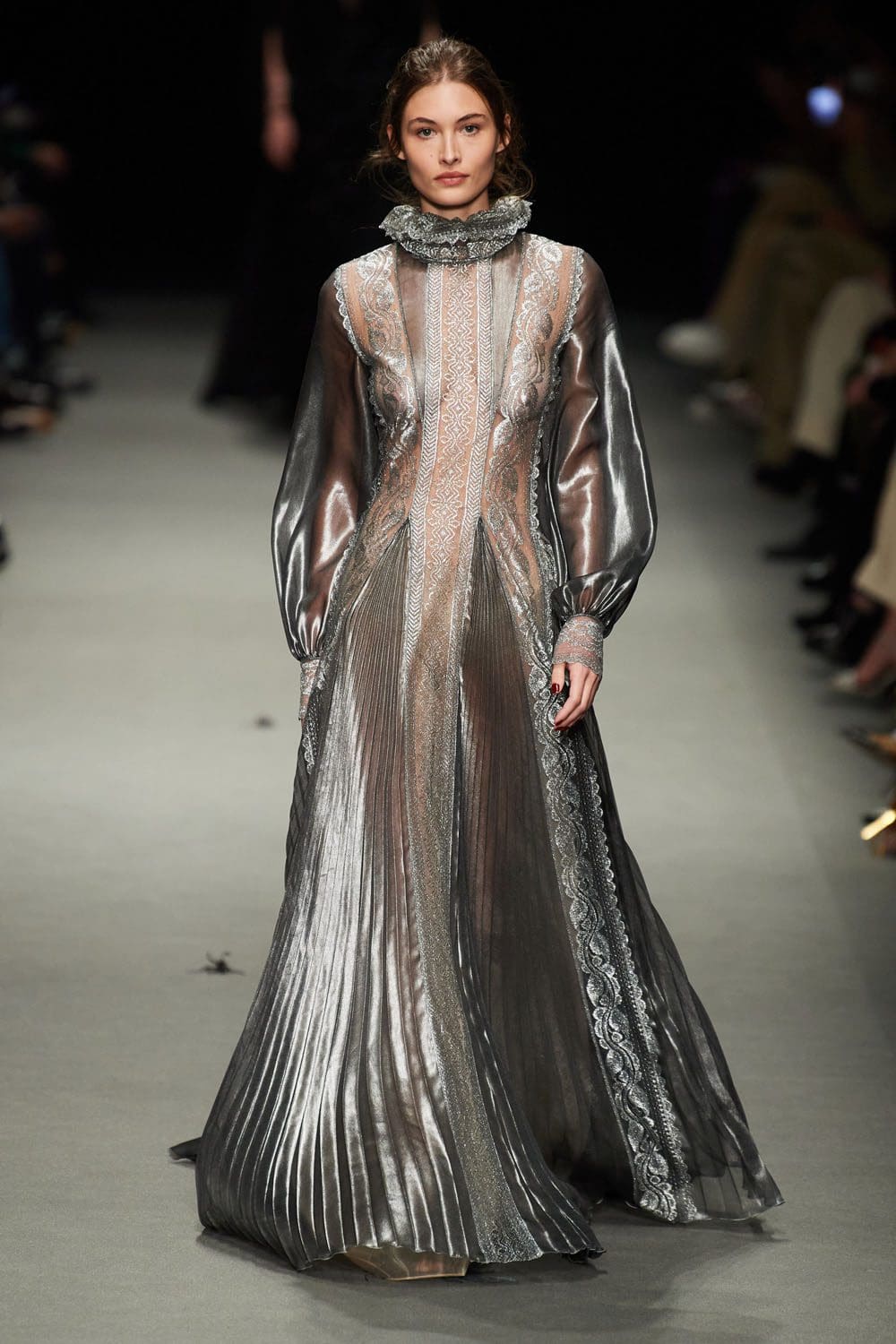 Alberta Ferretti Fall Winter 2022-2023 Milan Runway Magazine