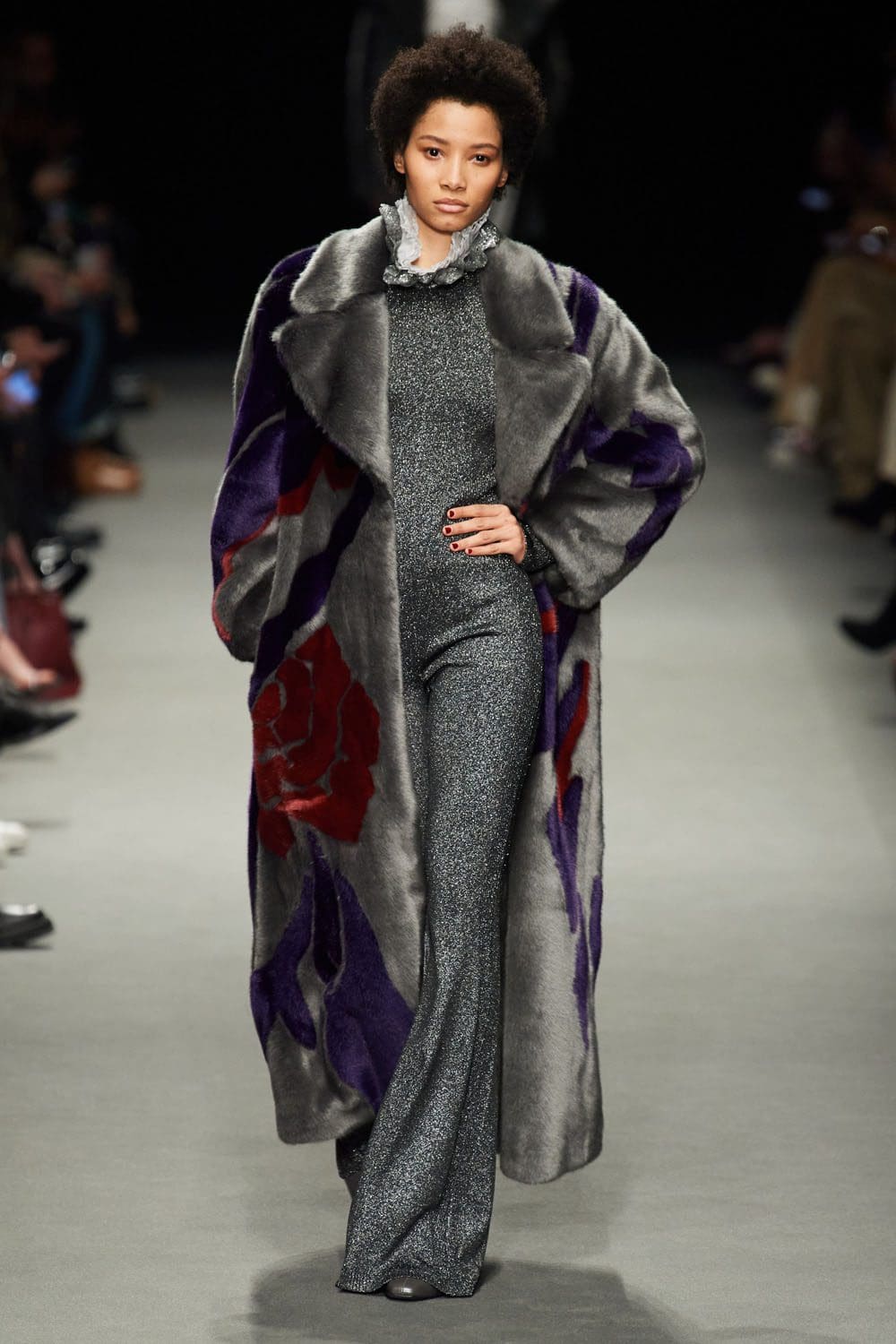 Alberta Ferretti Fall Winter 2022-2023 Milan Runway Magazine