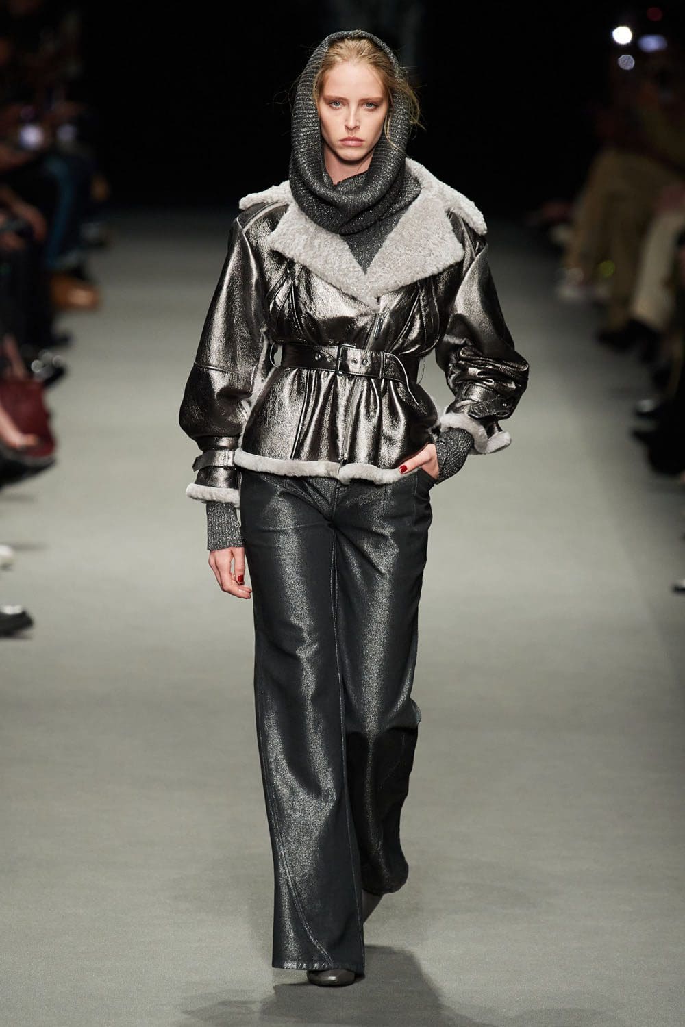 Alberta Ferretti Fall Winter 2022-2023 Milan Runway Magazine