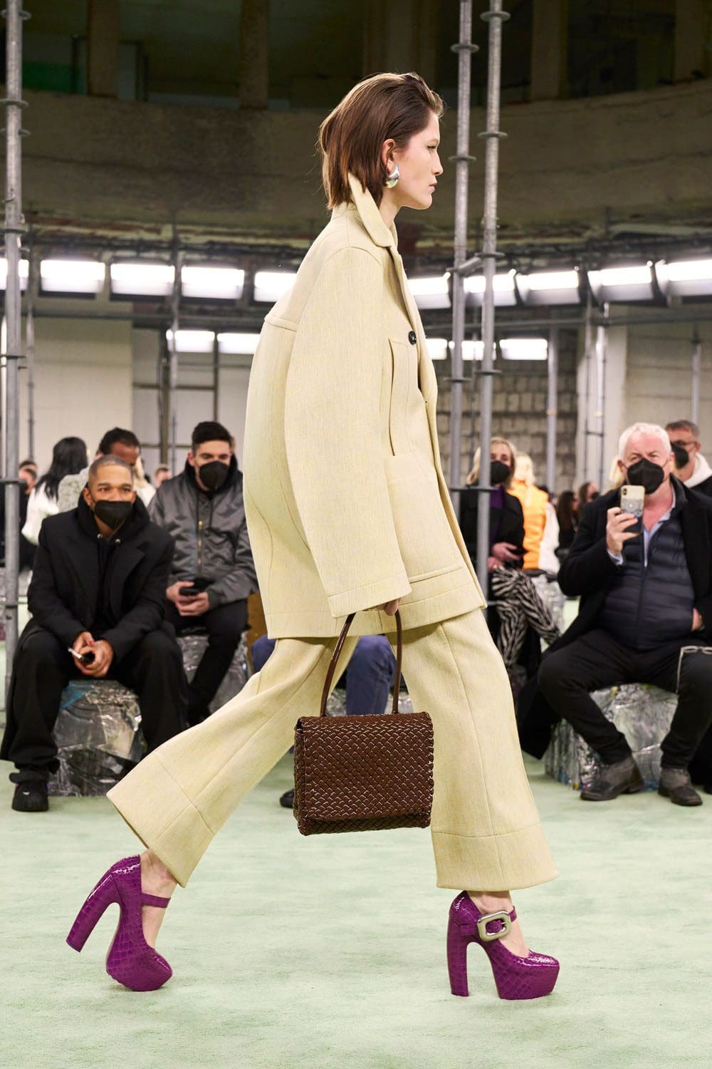 Bottega Veneta 2022 秋冬系列-2023 米兰 Runway 杂志