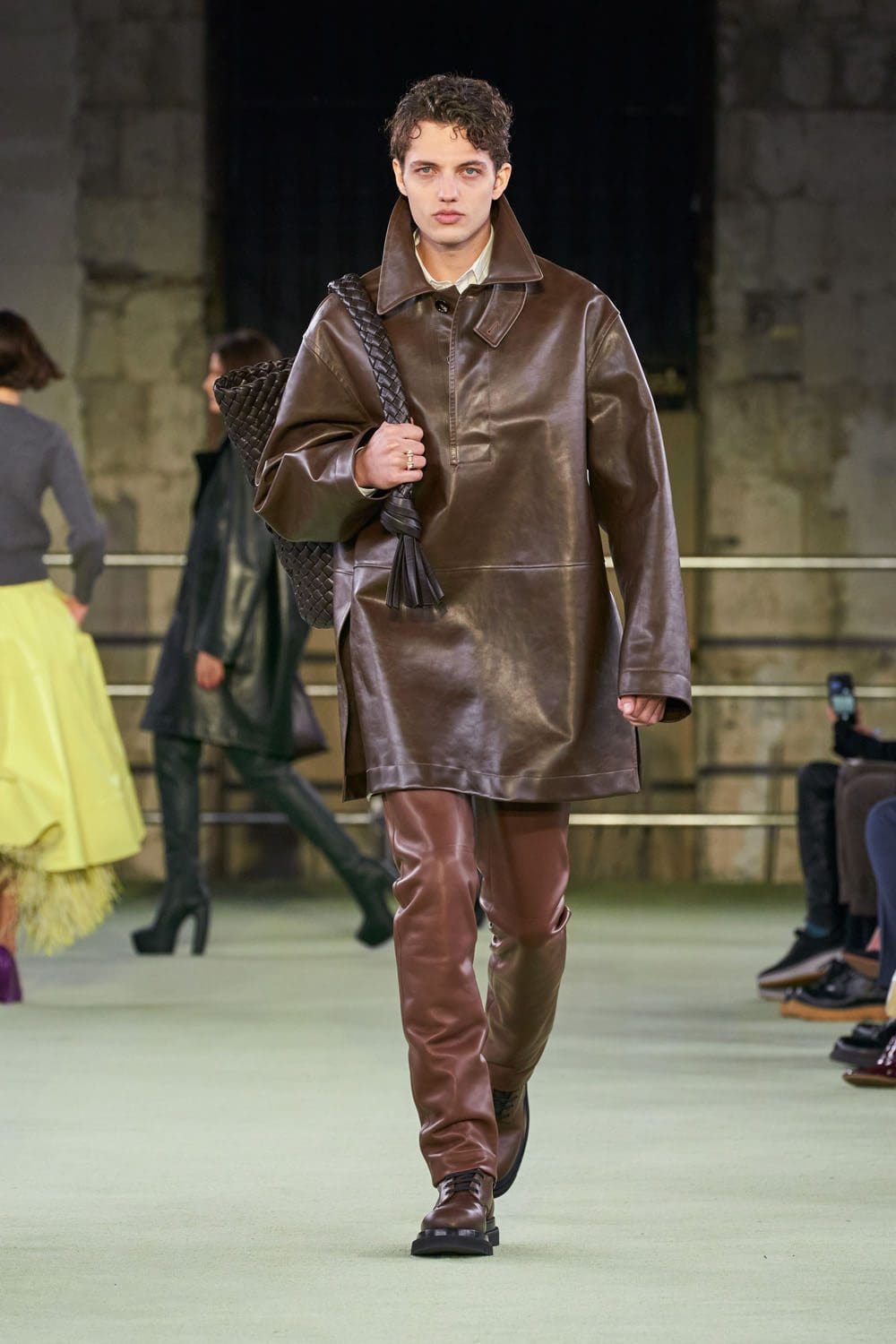Bottega Veneta 2022 秋冬系列-2023 米兰 Runway 杂志