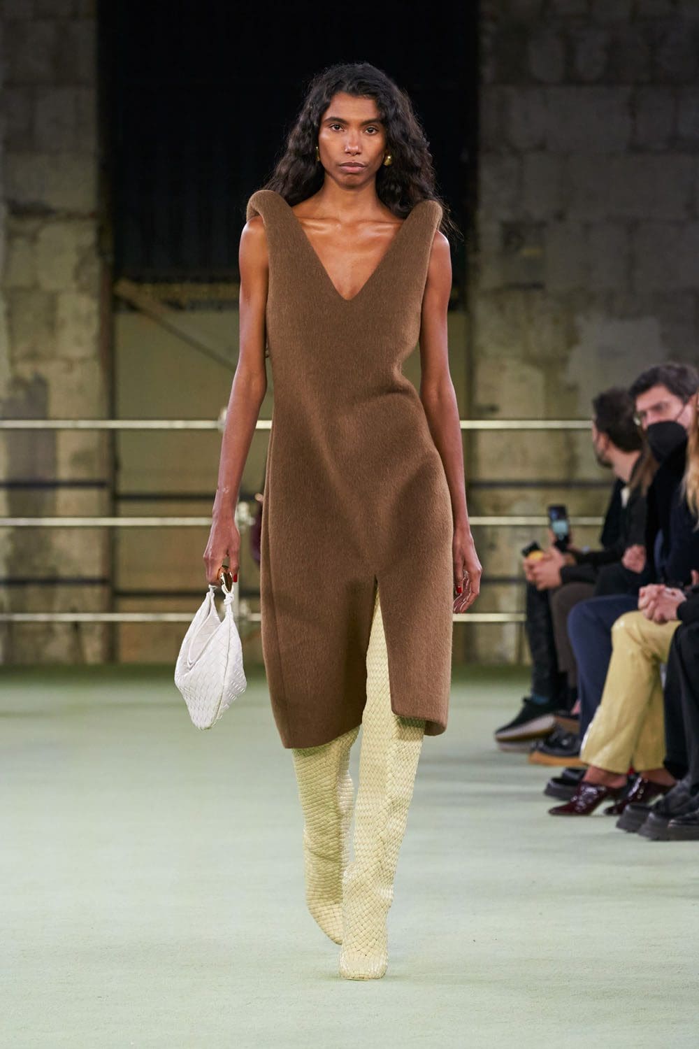 Bottega Veneta 2022 秋冬系列-2023 米兰 Runway 杂志