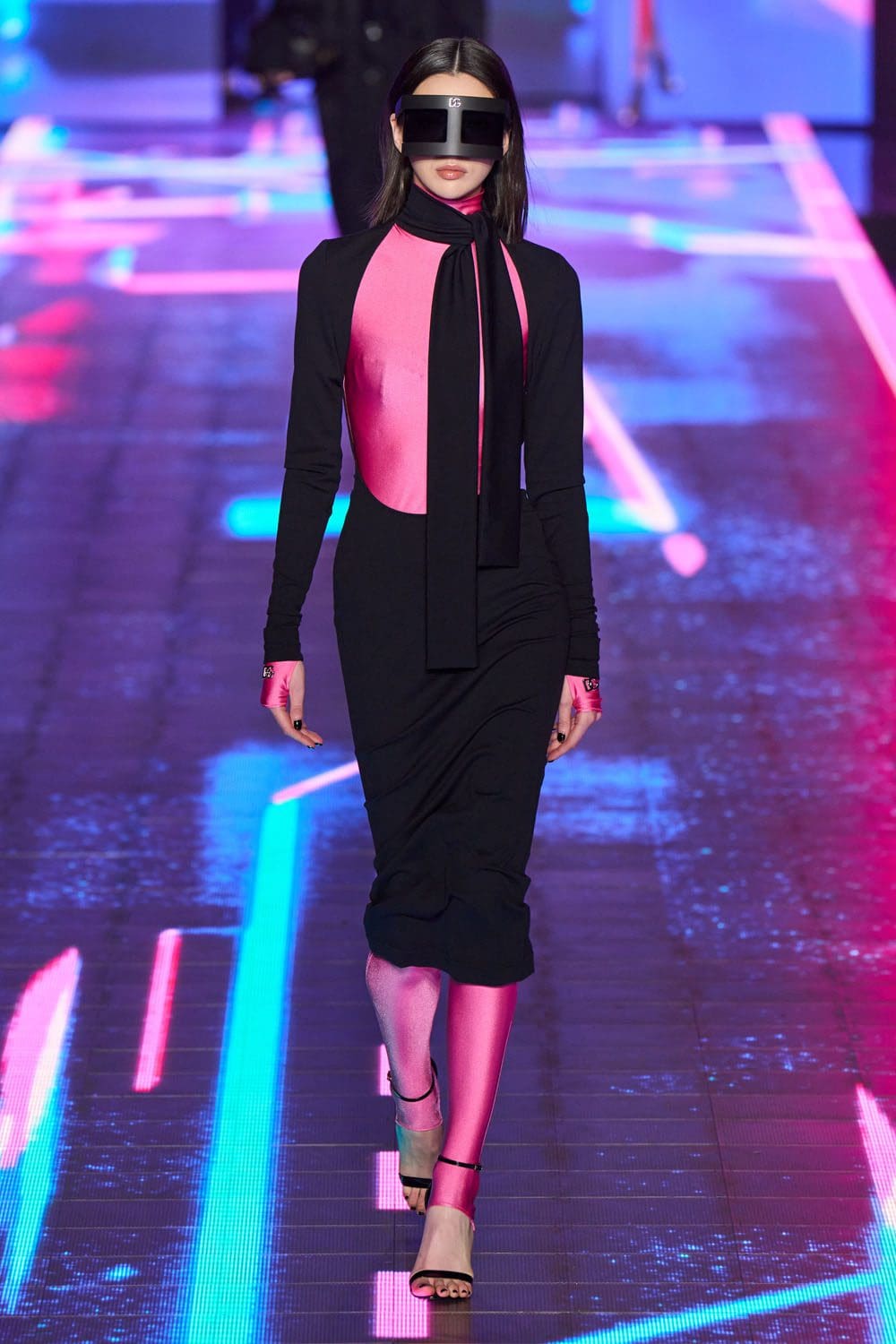 ドルチェ&ガッバーナ 2022年秋冬-2023 ミラノ Runway 雑誌