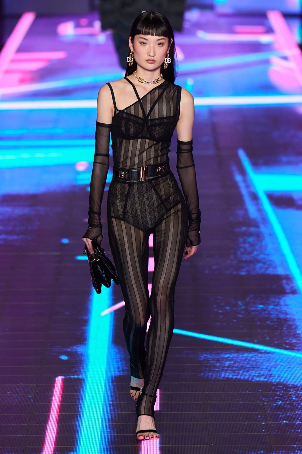 ドルチェ&ガッバーナ 2022年秋冬-2023 ミラノ Runway 雑誌