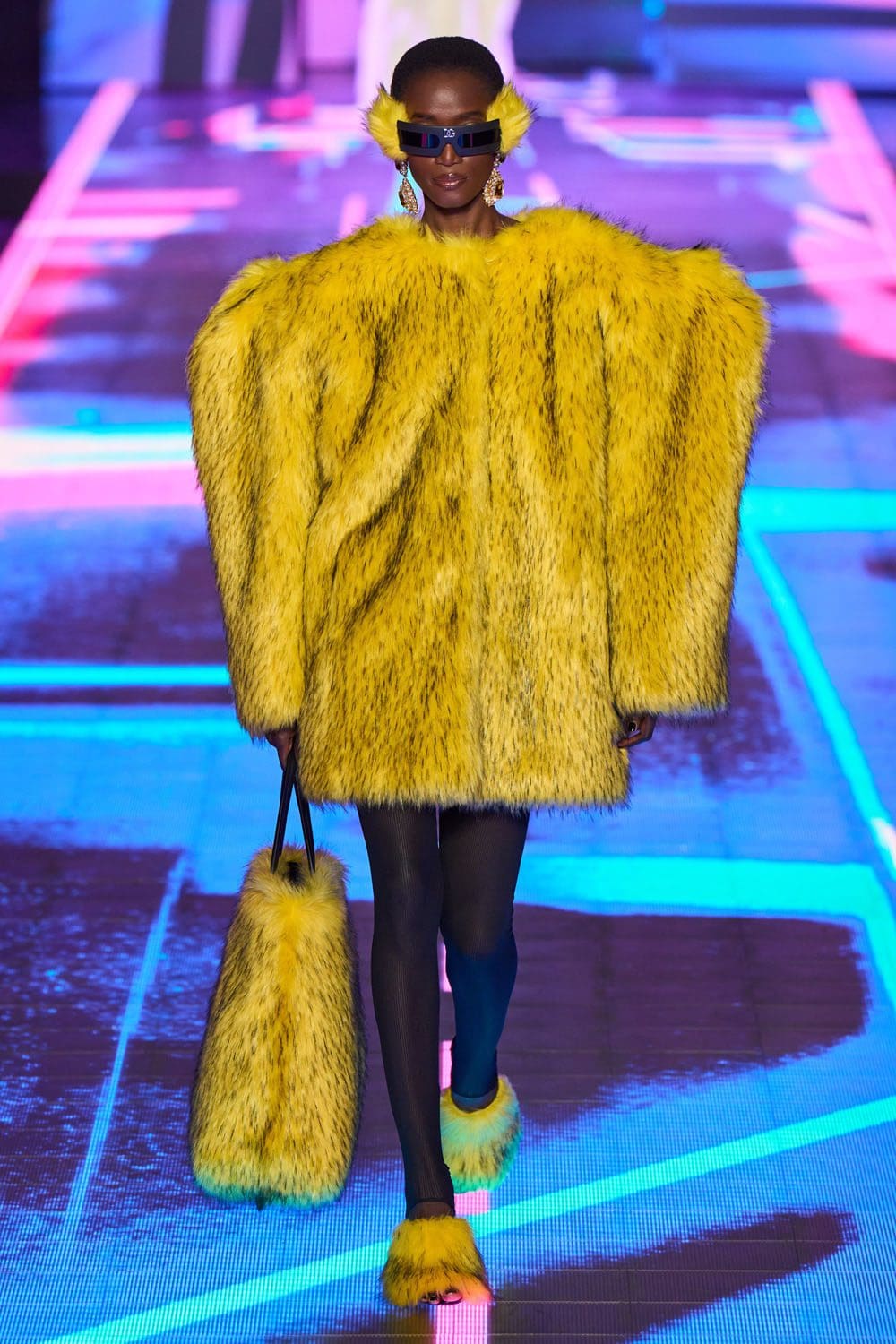 ドルチェ&ガッバーナ 2022年秋冬-2023 ミラノ Runway 雑誌