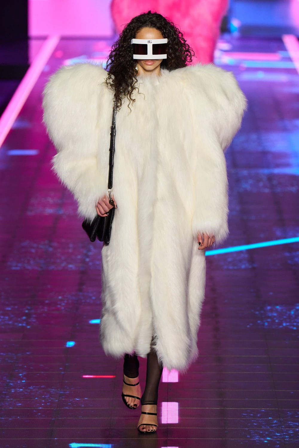 ドルチェ&ガッバーナ 2022年秋冬-2023 ミラノ Runway 雑誌