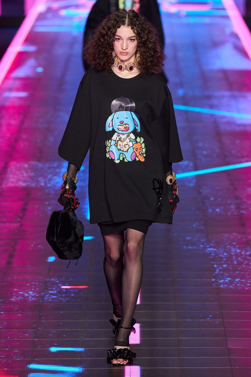 ドルチェ&ガッバーナ 2022年秋冬-2023 ミラノ Runway 雑誌