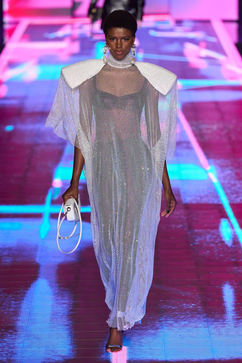 ドルチェ&ガッバーナ 2022年秋冬-2023 ミラノ Runway 雑誌