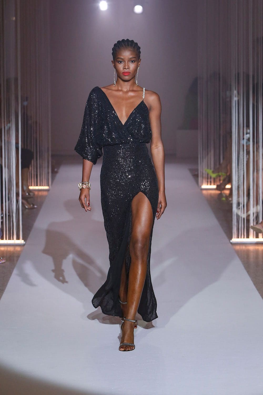 Elisabetta Franchi Fall Winter 2022-2023 Milan Runway Magazine