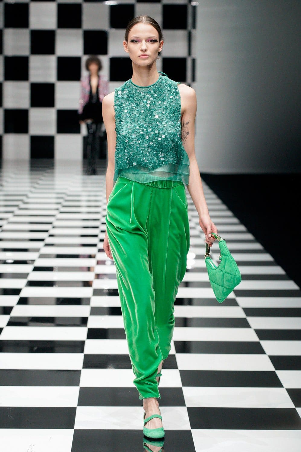 Emporio Armani Herbst Winter 2022-2023 Milan Runway Magazin