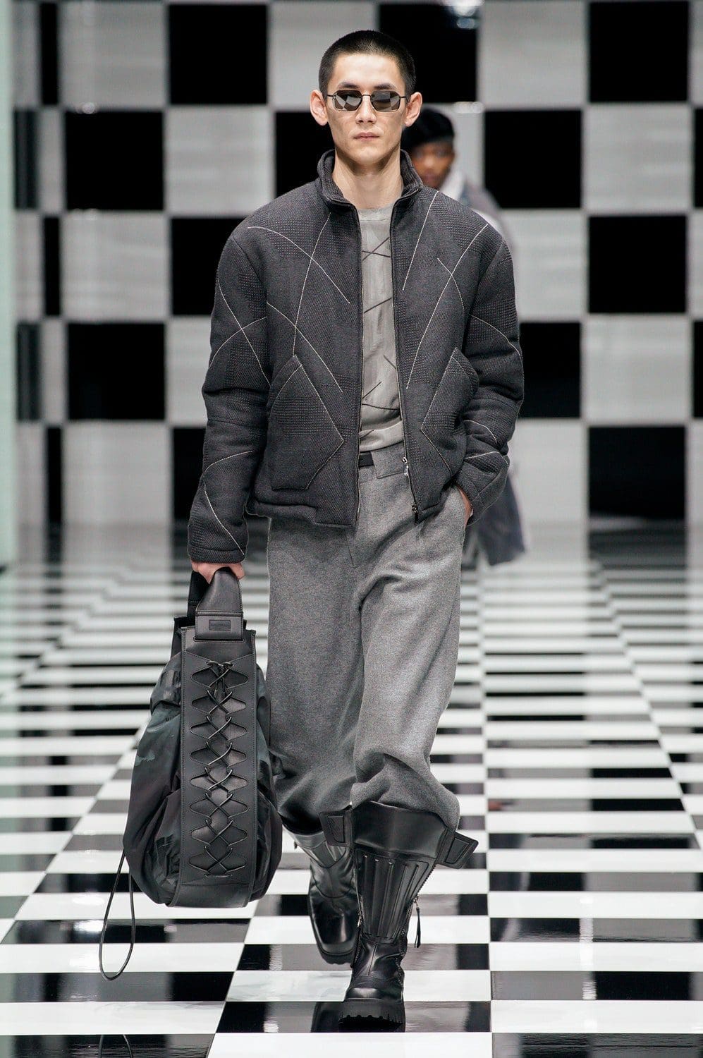 Emporio Armani Herbst Winter 2022-2023 Milan Runway Magazin