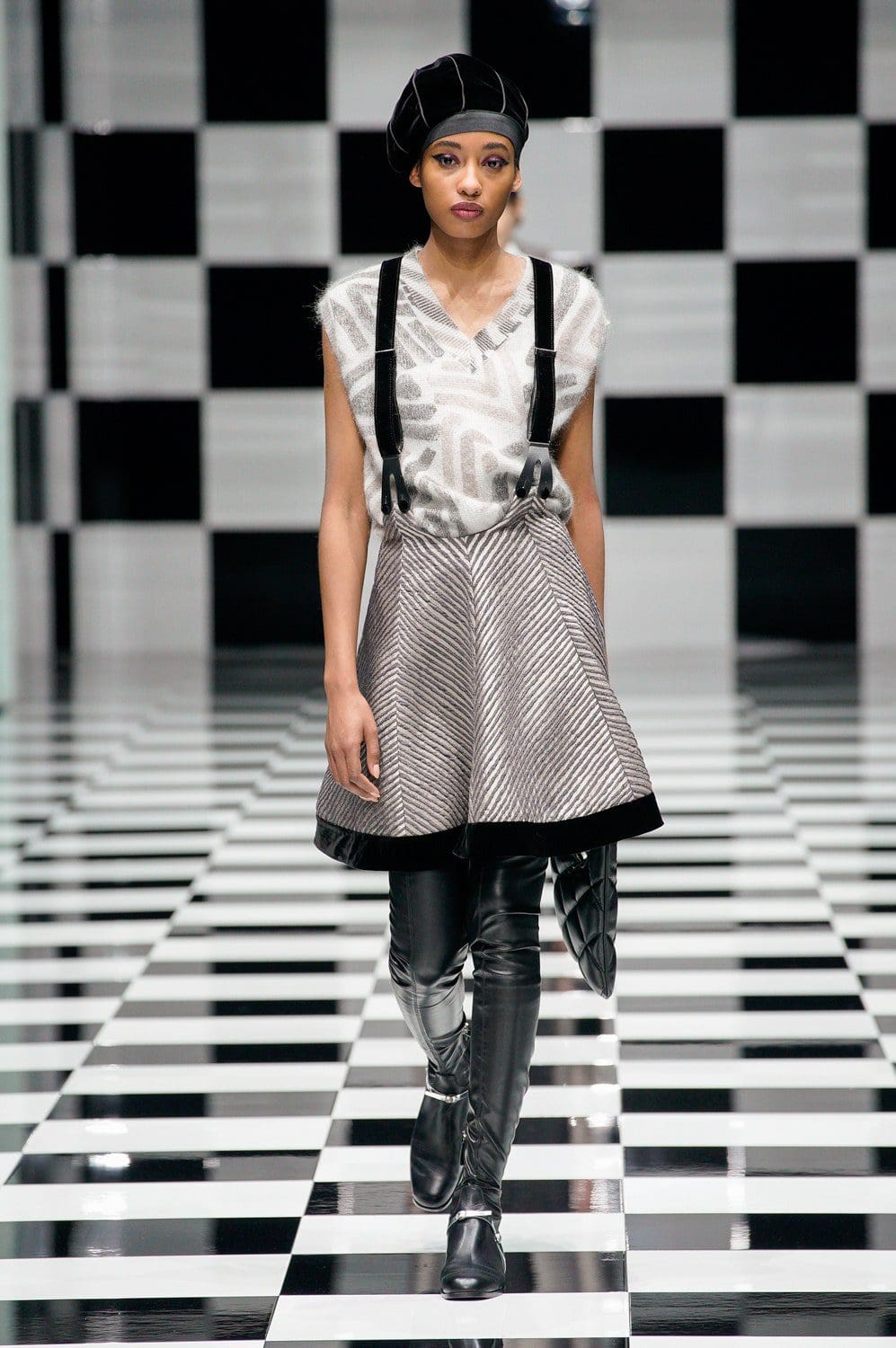 Emporio Armani Herbst Winter 2022-2023 Milan Runway Magazin