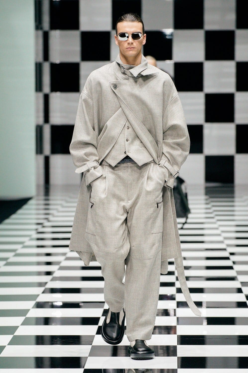 Emporio Armani Herbst Winter 2022-2023 Milan Runway Magazin